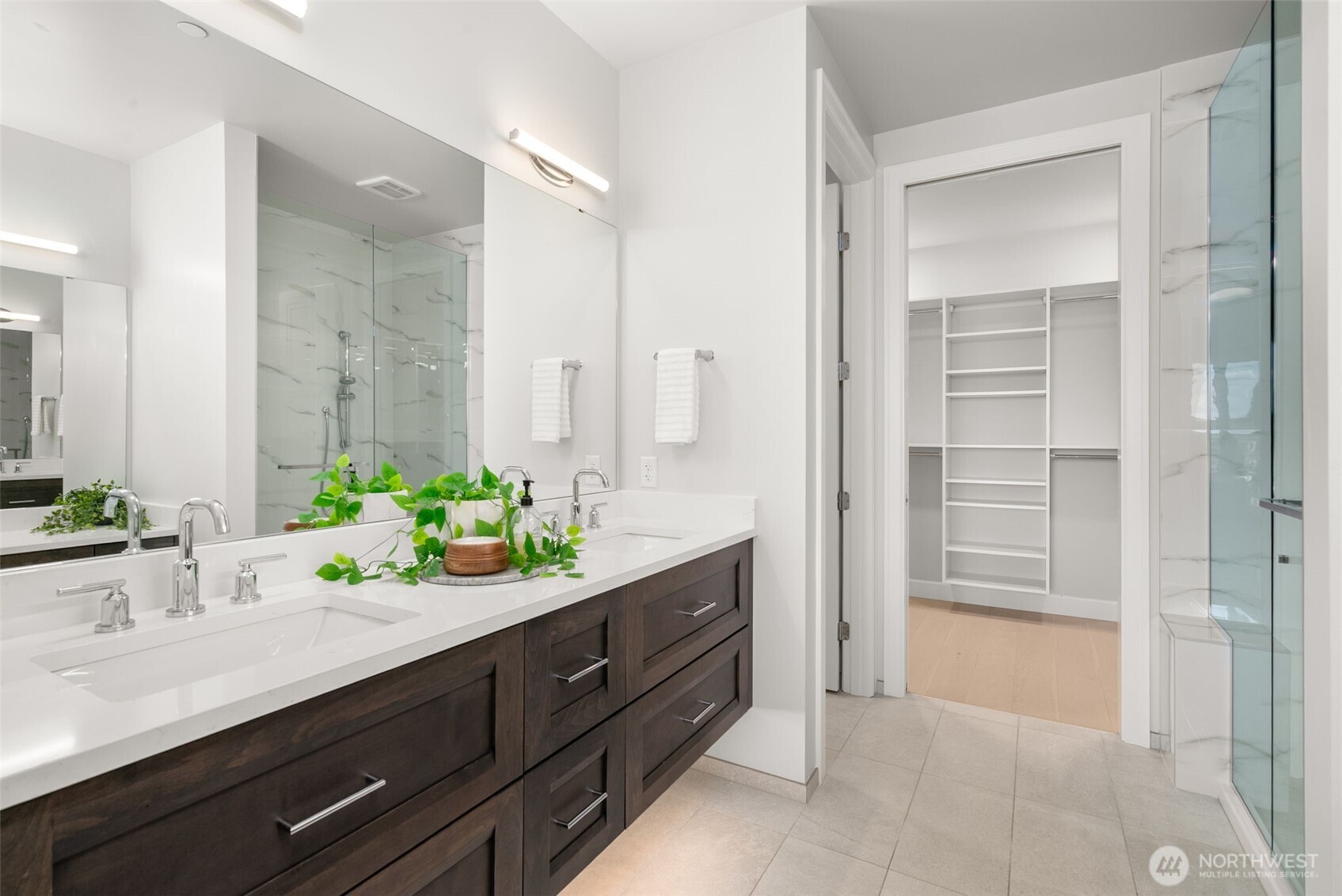 4907 Main Street Unit: 513