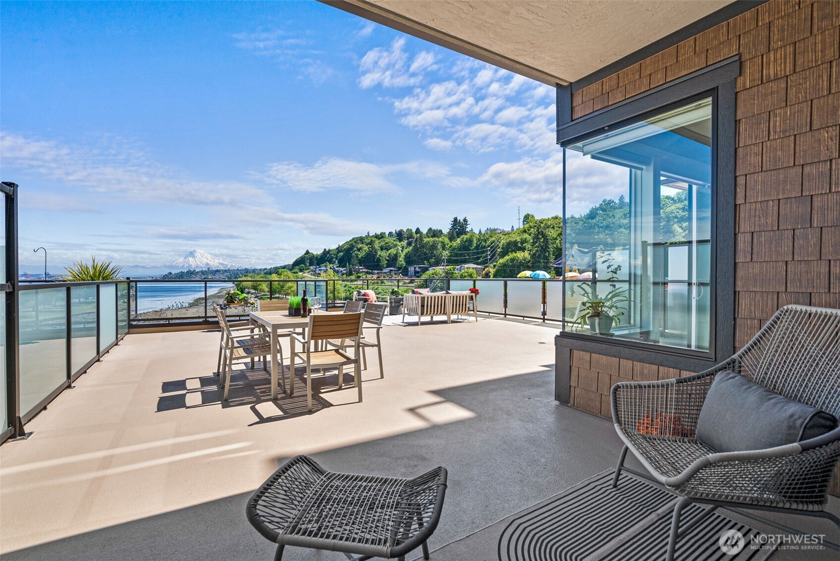 4907 Main Street Unit: 513