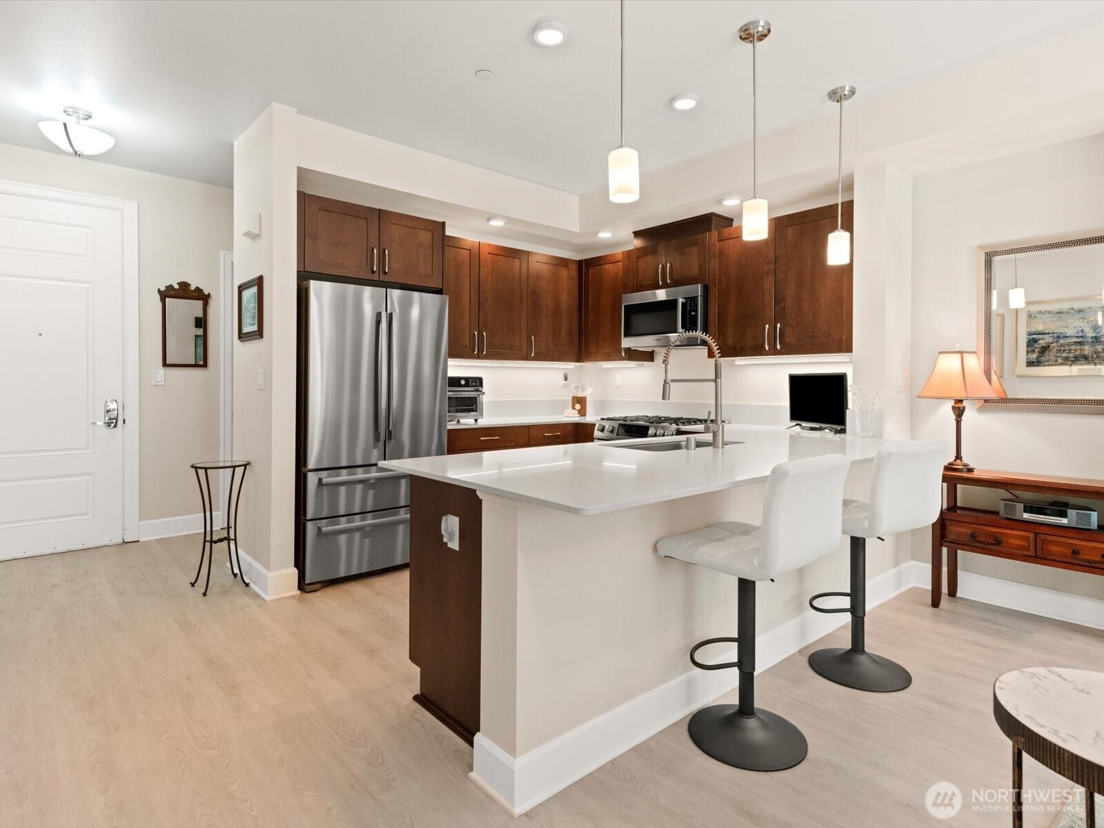 4961 Main Street Unit: 517