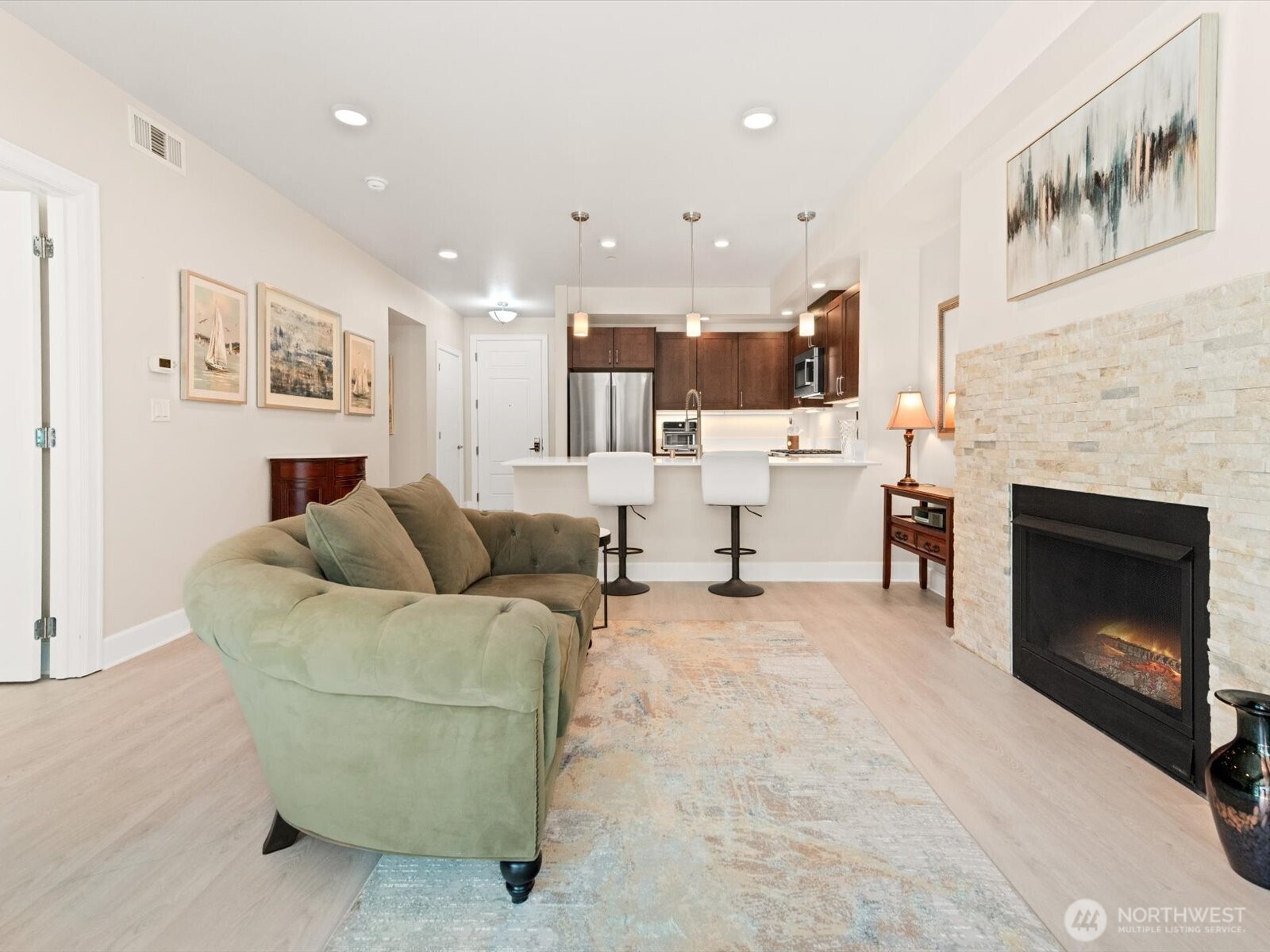 4961 Main Street Unit: 517