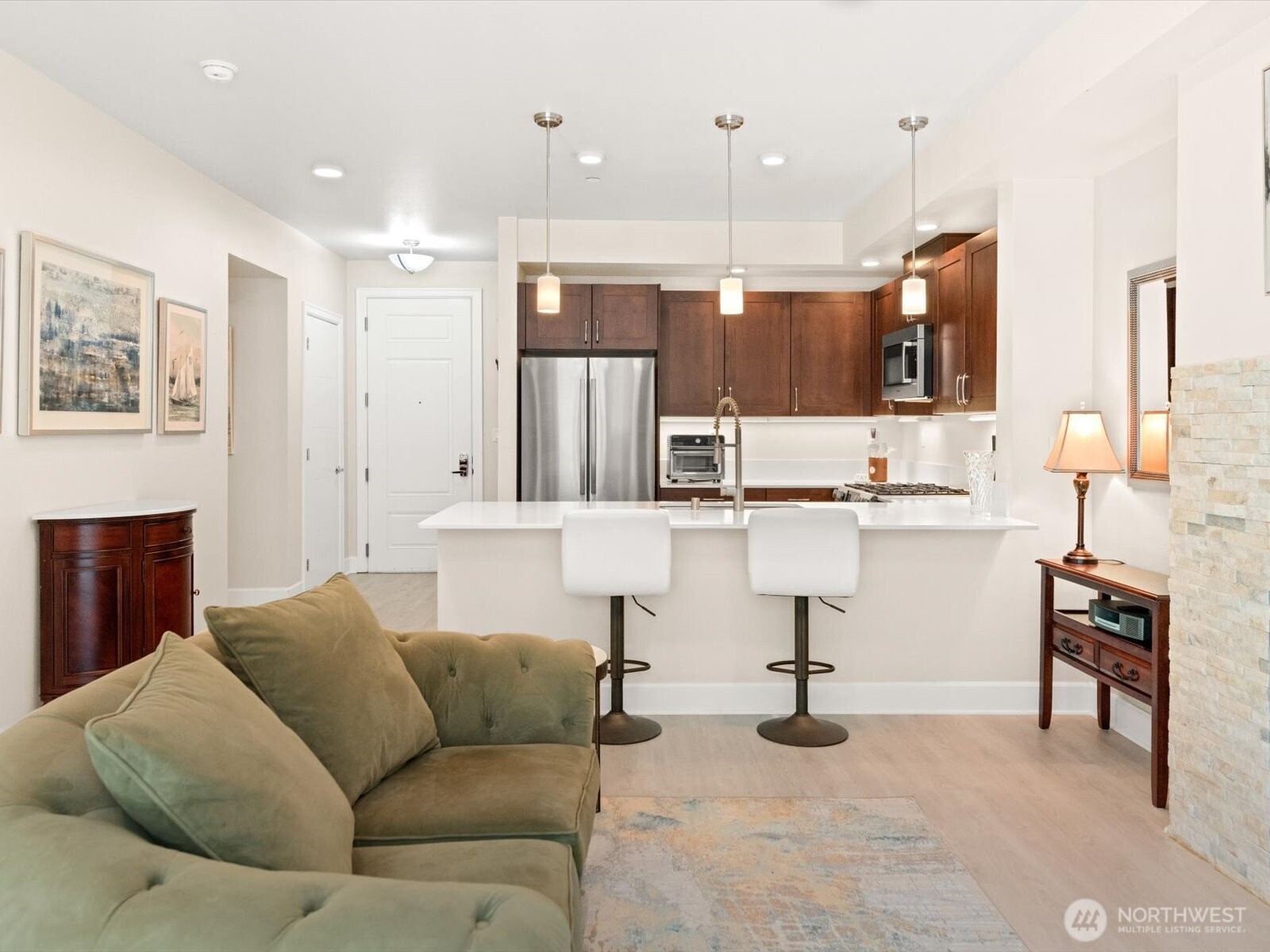 4961 Main Street Unit: 517