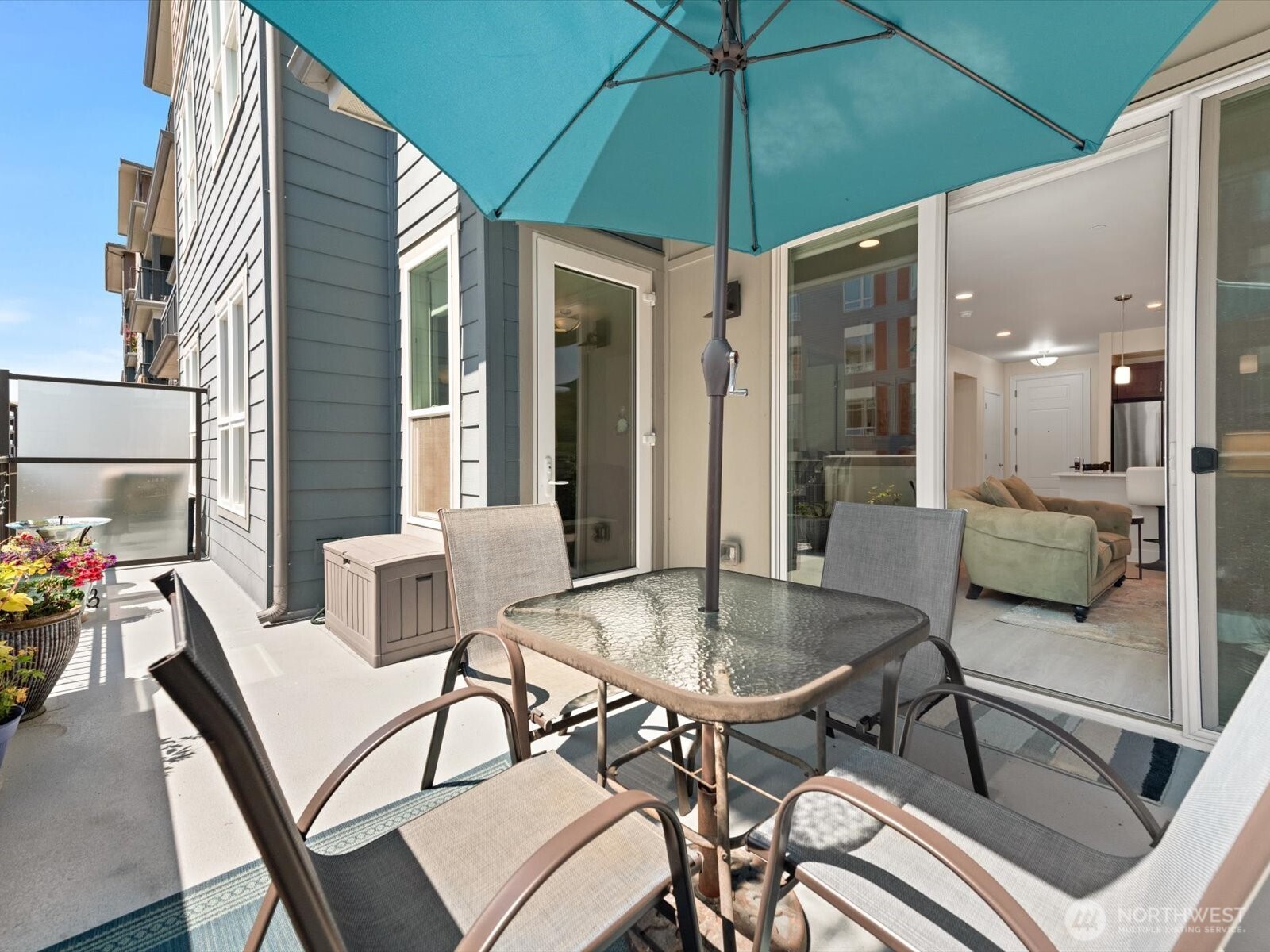 4961 Main Street Unit: 517
