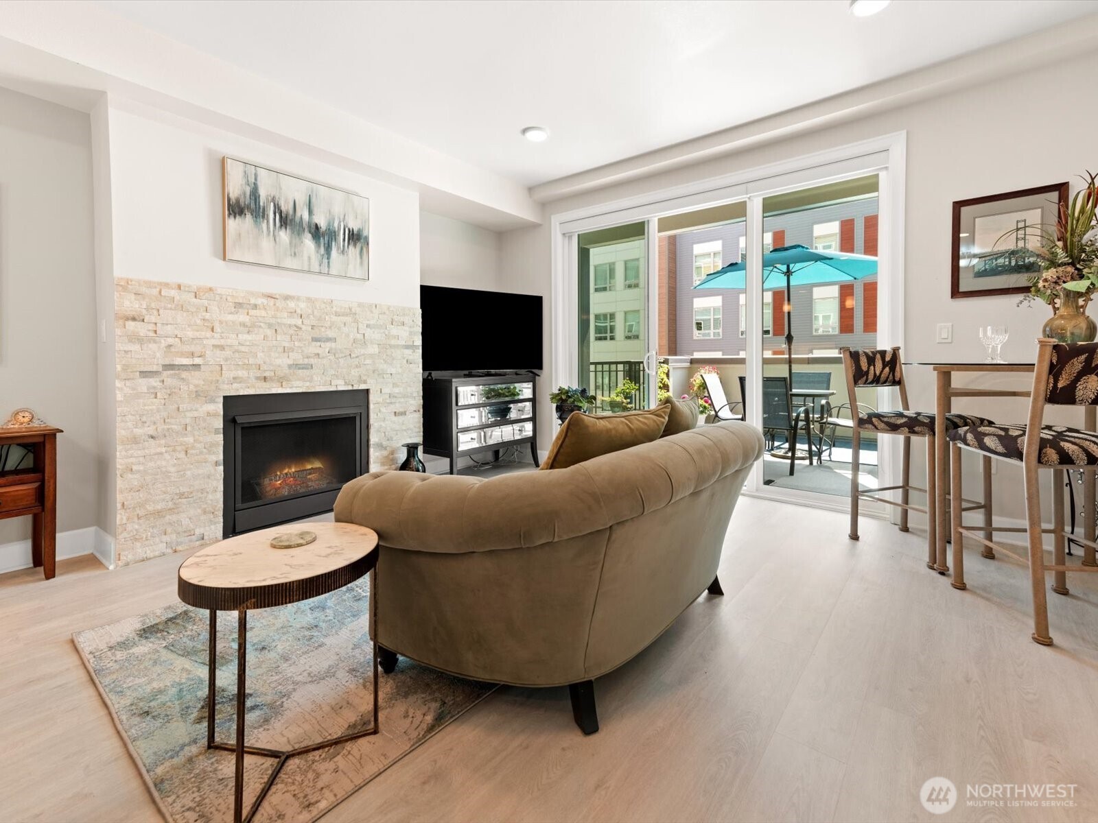4961 Main Street Unit: 517