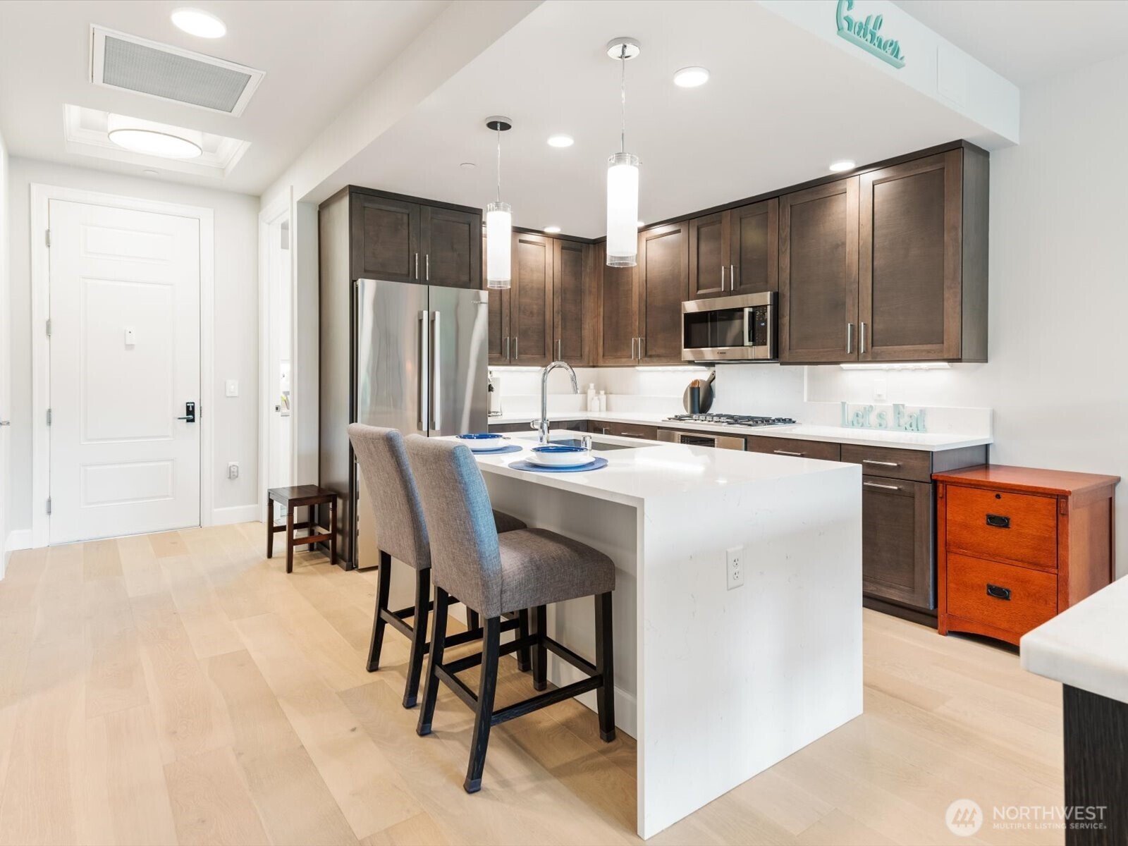 4907 Main Street Unit: 831