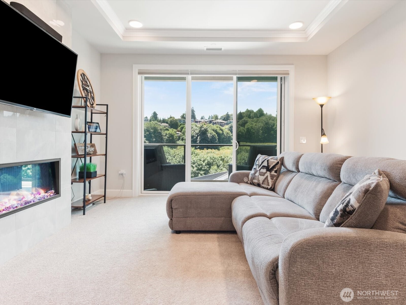 4907 Main Street Unit: 831
