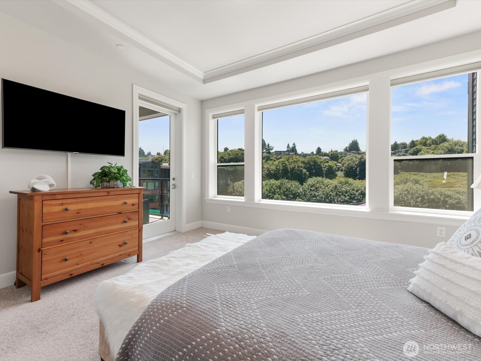 4907 Main Street Unit: 831