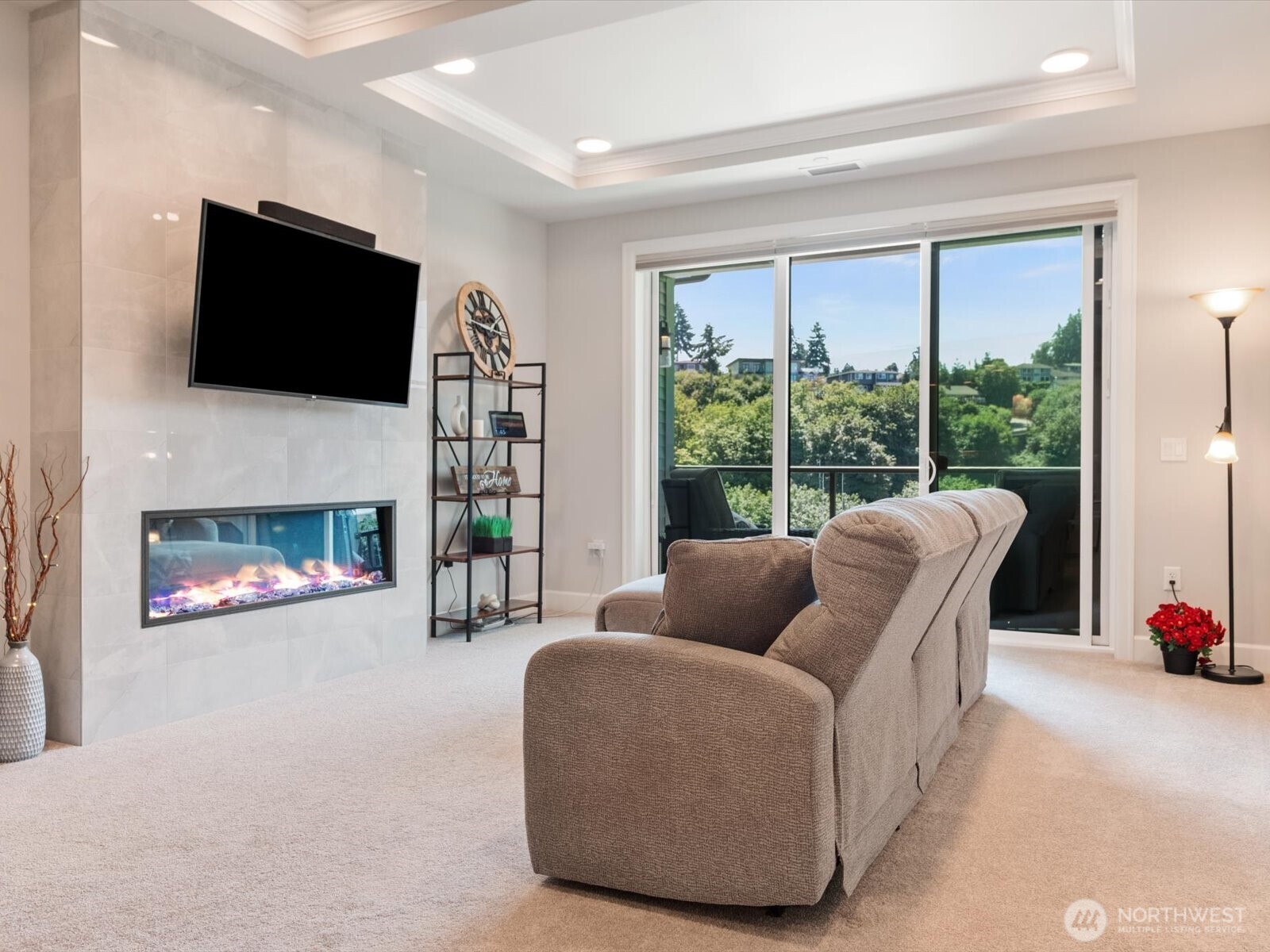 4907 Main Street Unit: 831