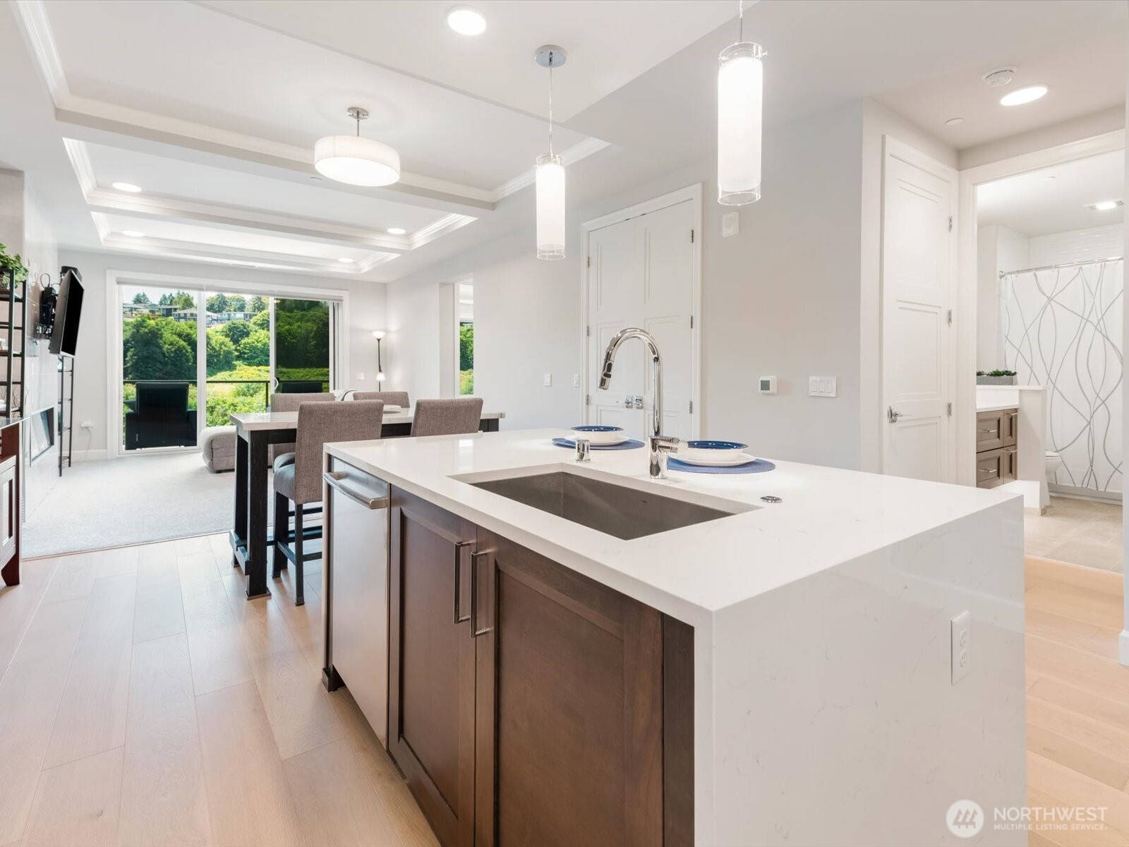 4907 Main Street Unit: 831