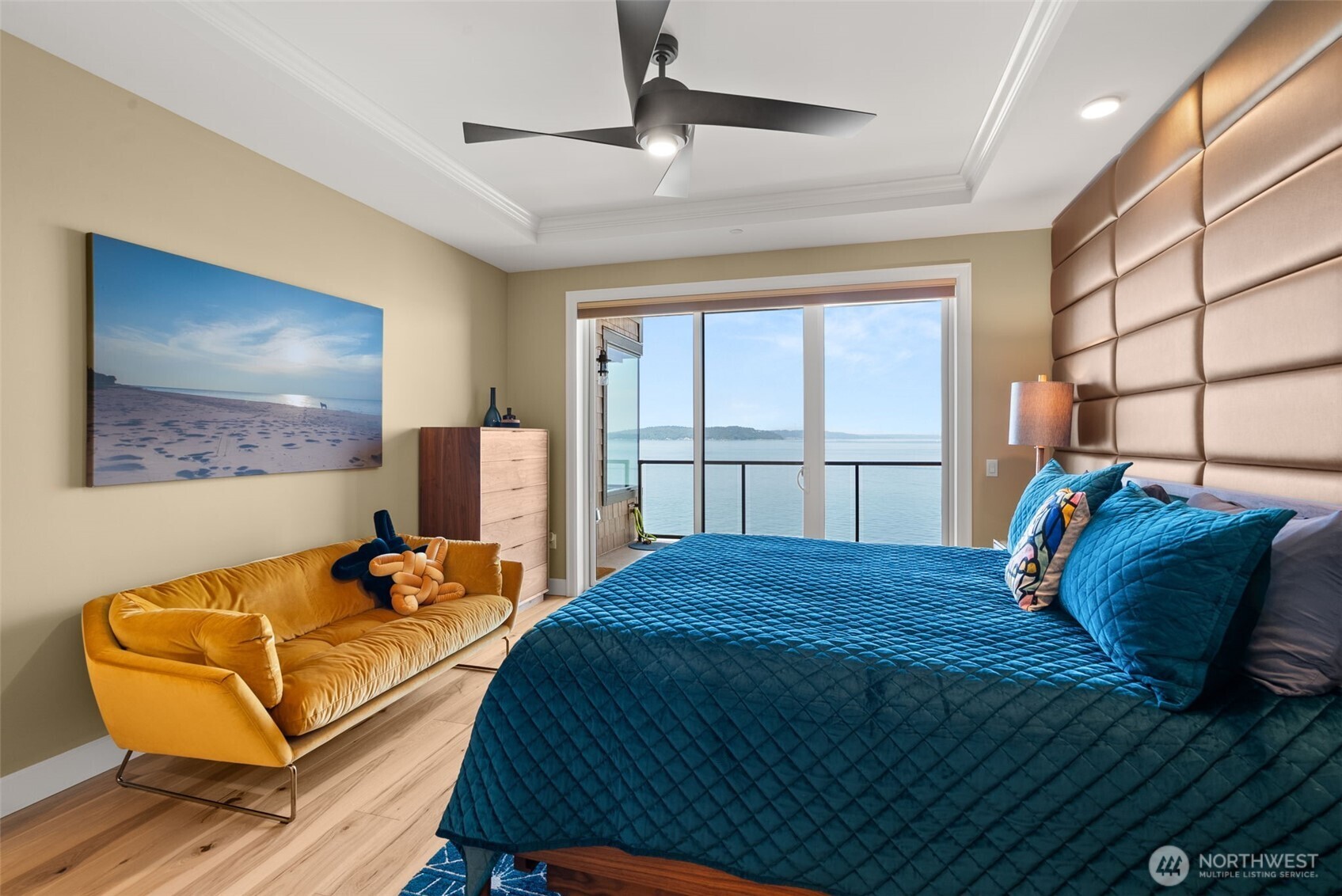4907 Main Street Unit: 705