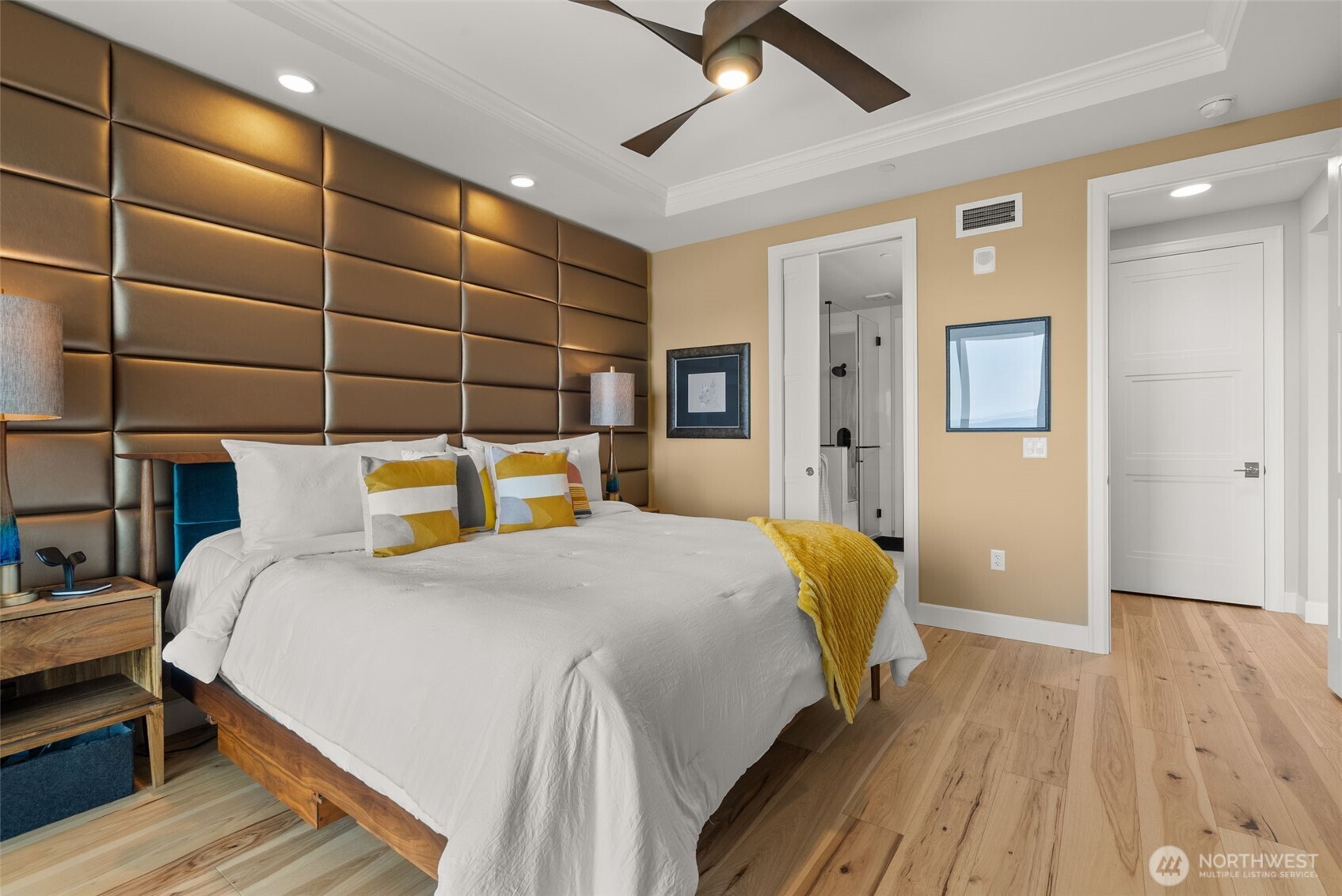 4907 Main Street Unit: 705