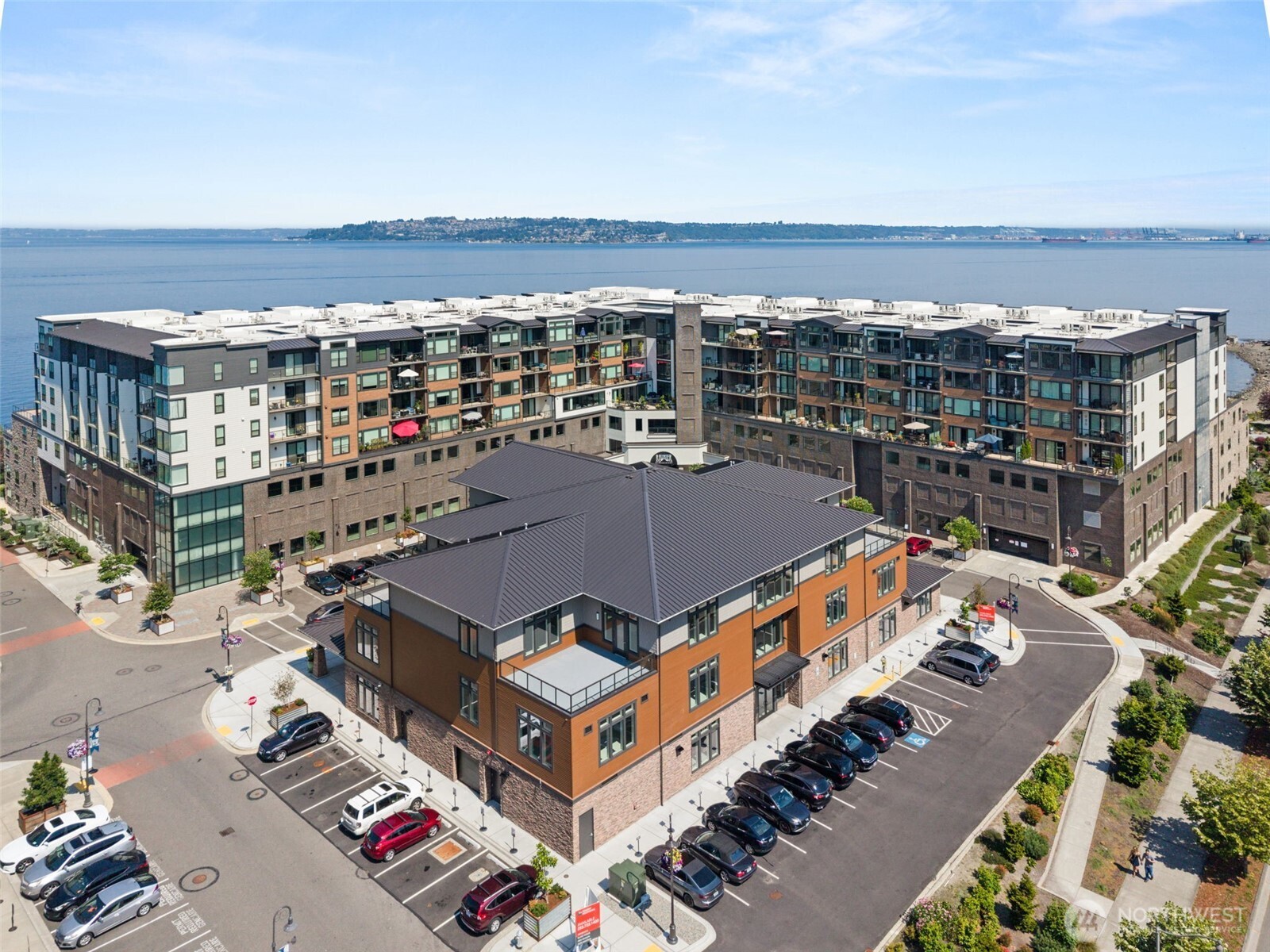 4907 Main Street Unit: 705