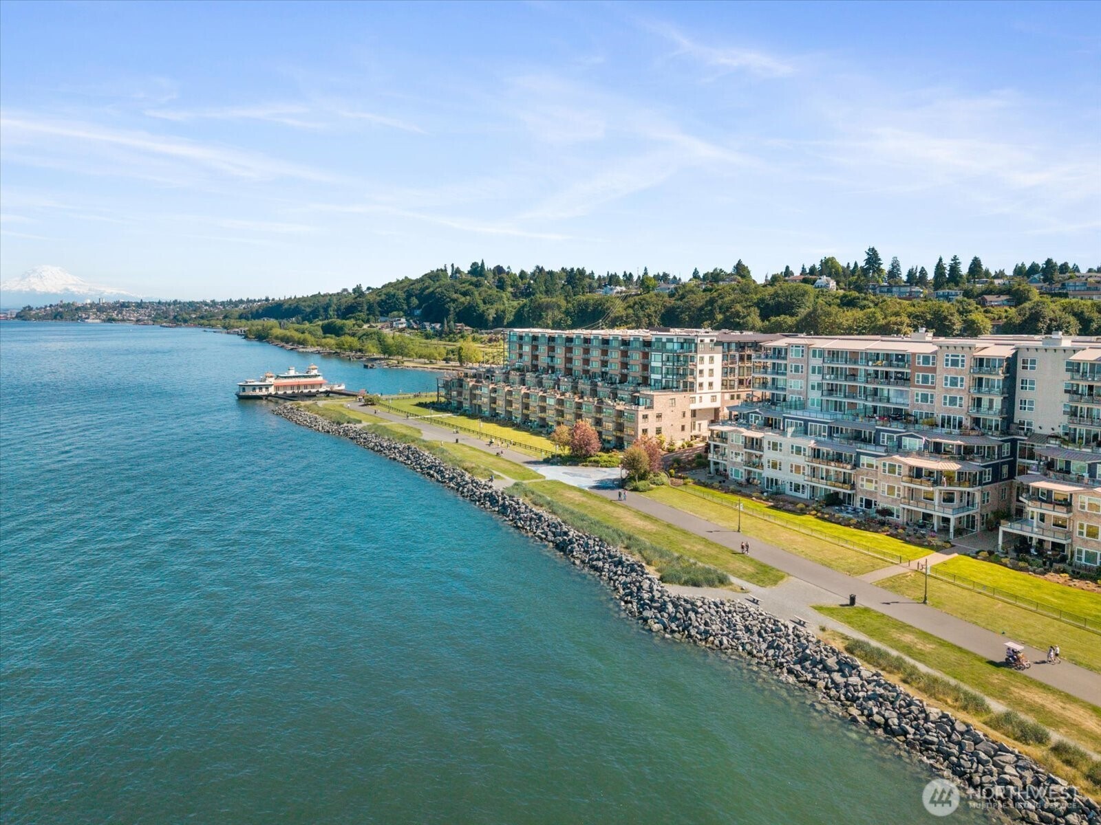 4961 Main Street Unit: 823