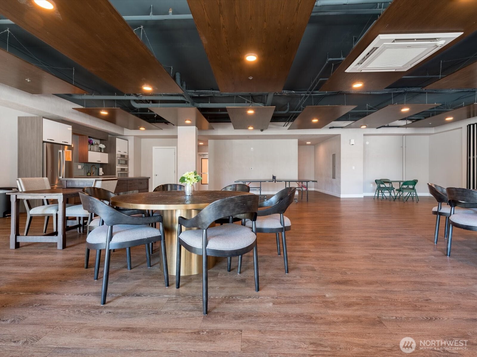 4961 Main Street Unit: 823