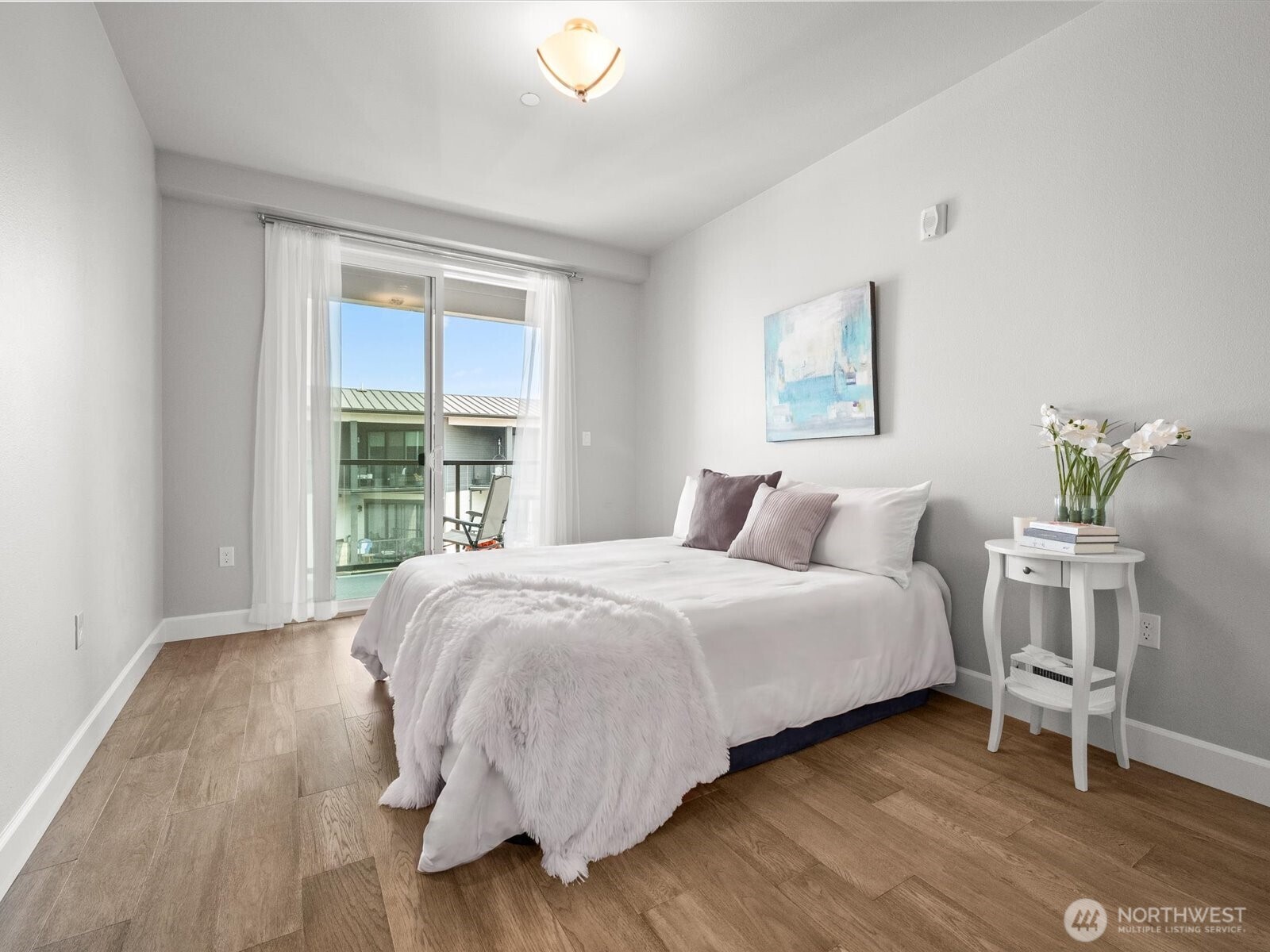 4961 Main Street Unit: 823