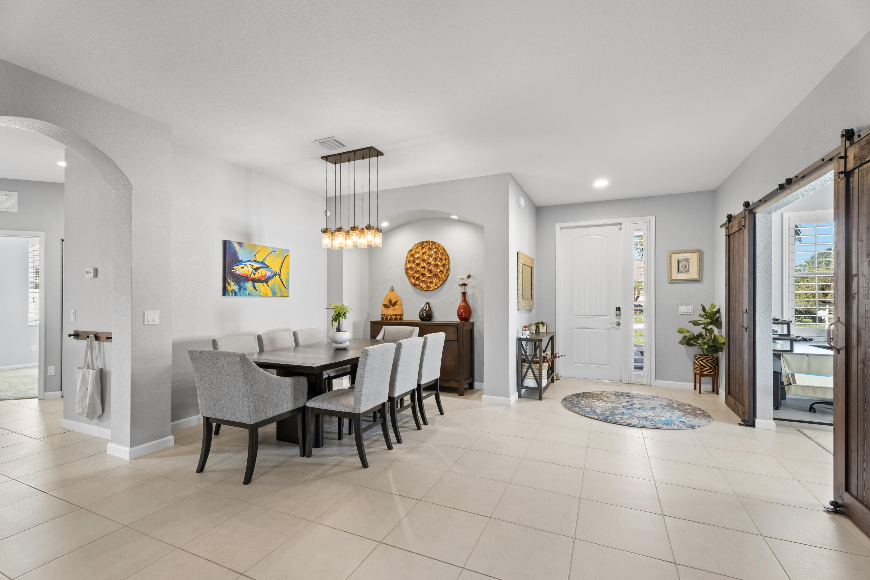 445 NW Sunflower Place