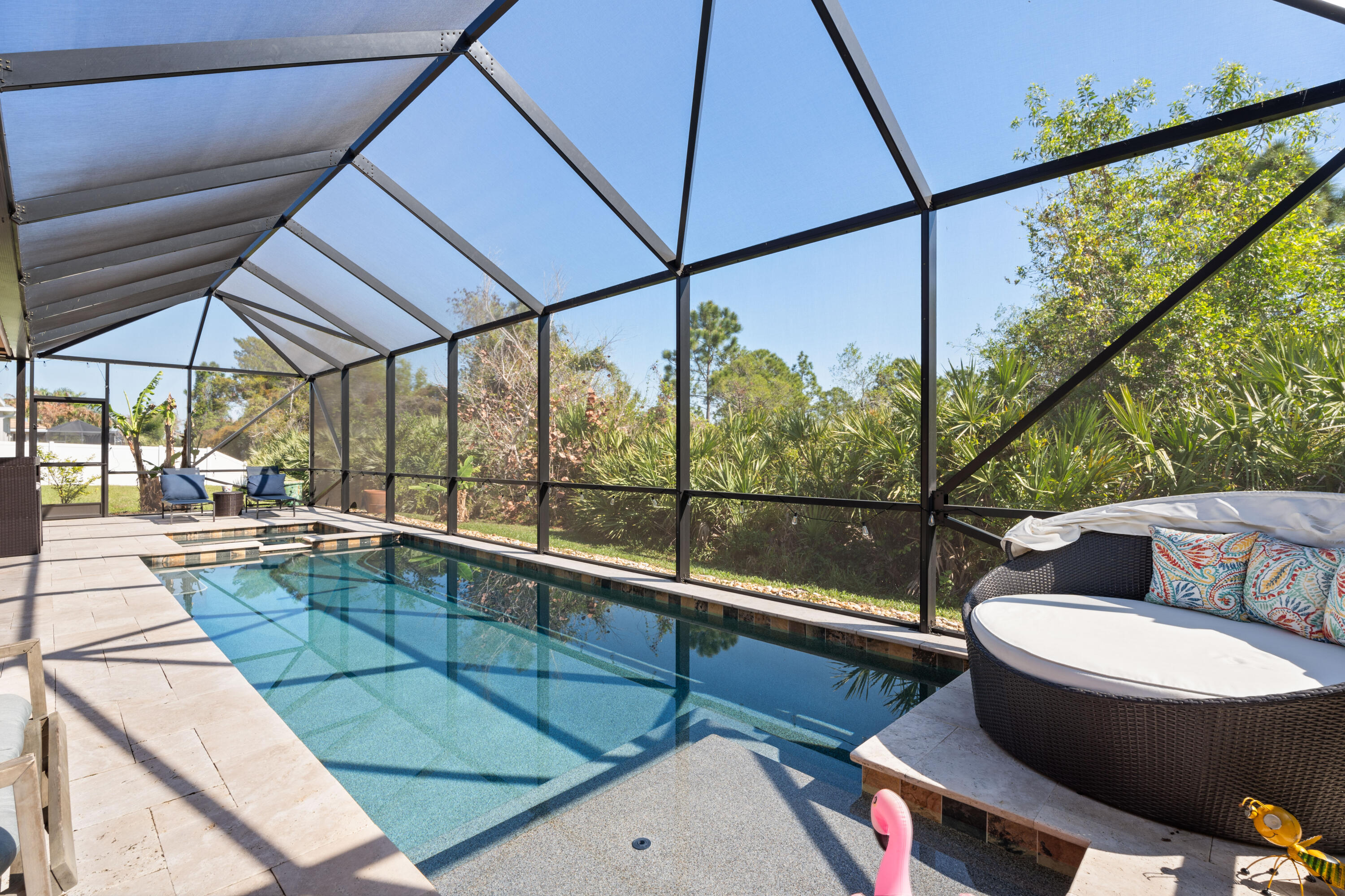 445 NW Sunflower Place