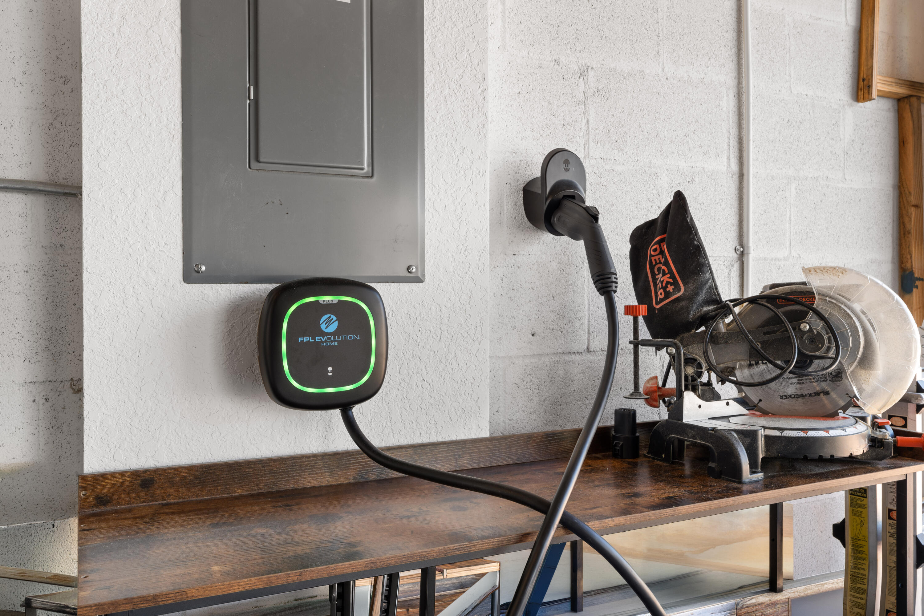 445 NW Sunflower Place