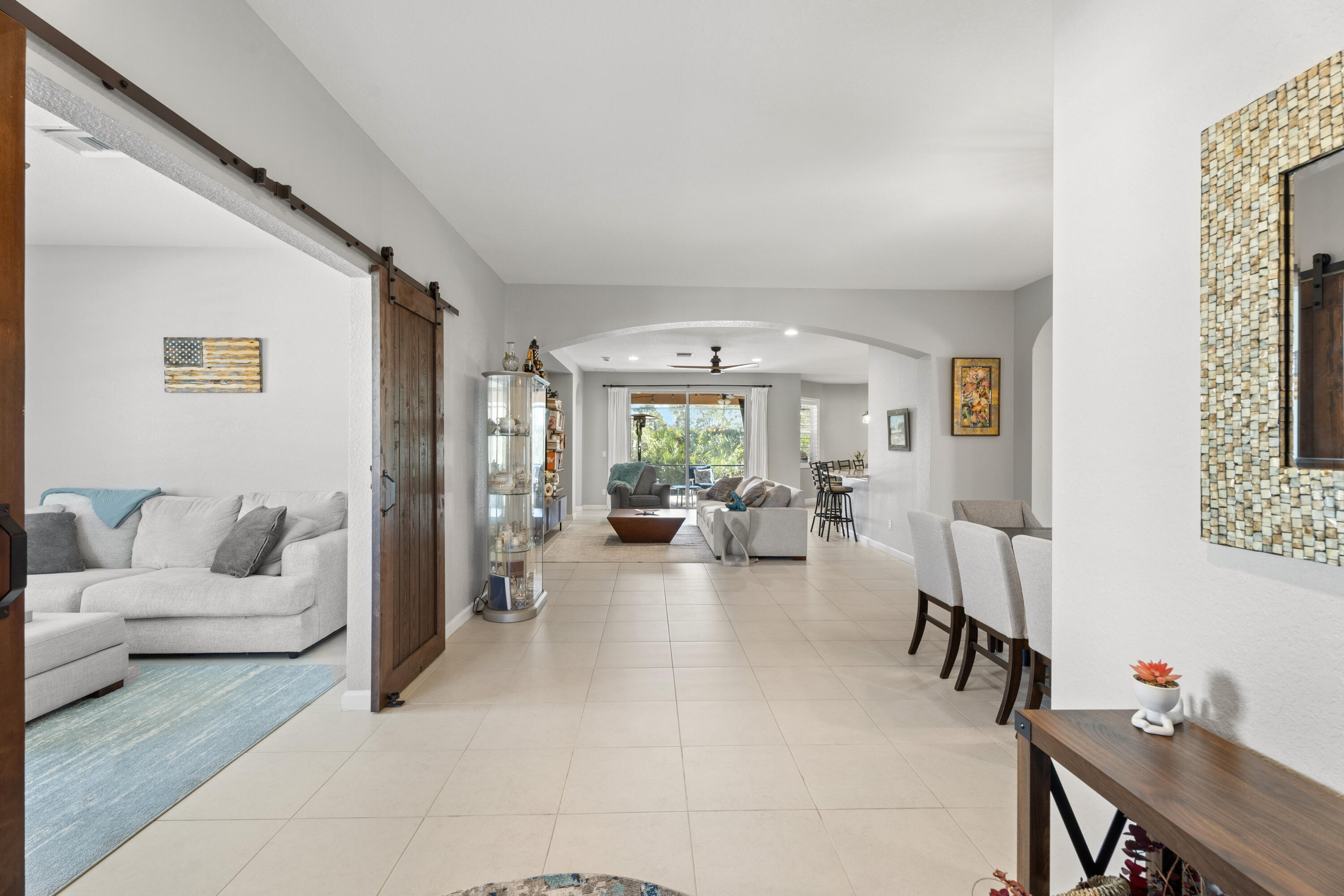 445 NW Sunflower Place