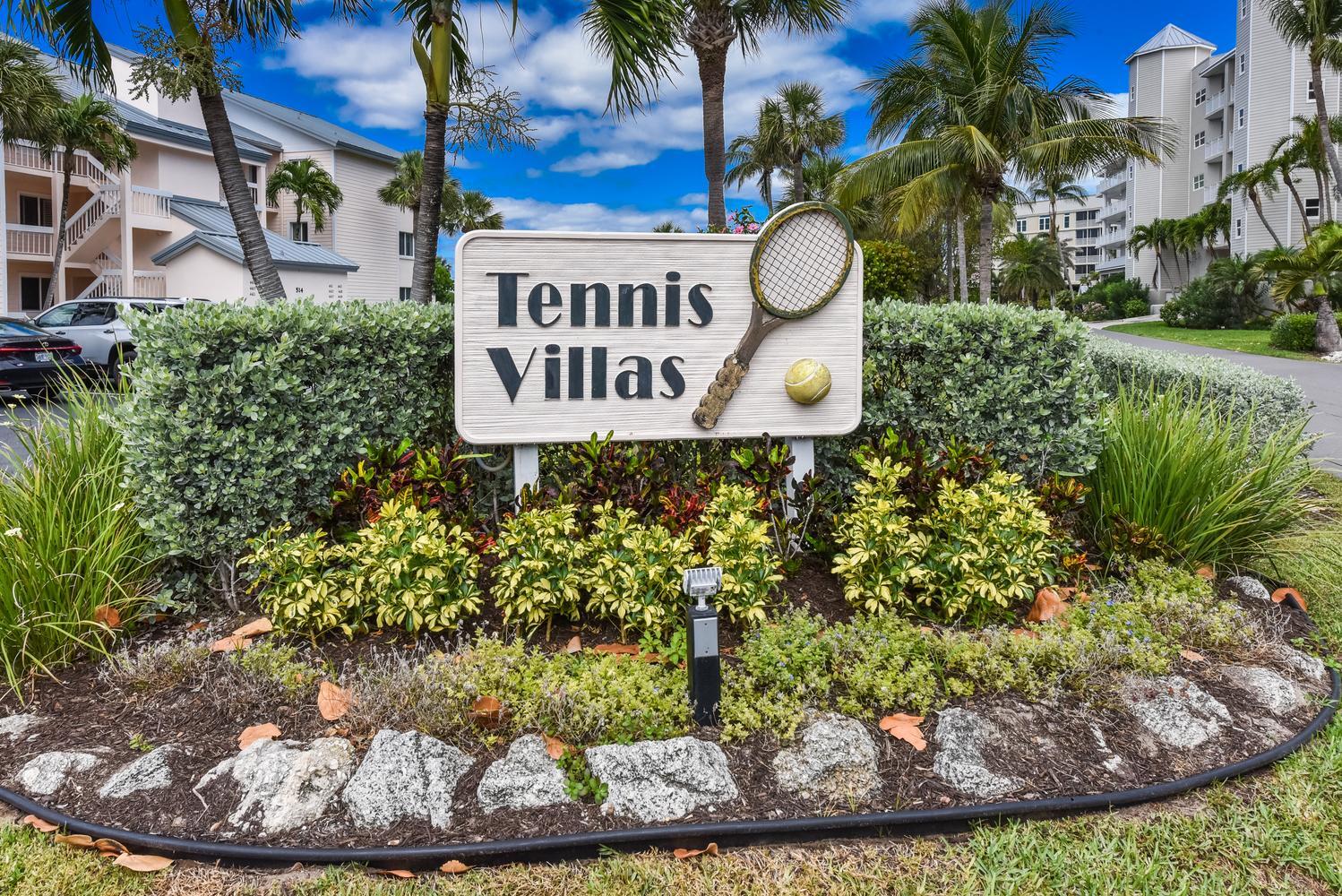 5811 NE GULFSTREAM Way 4002