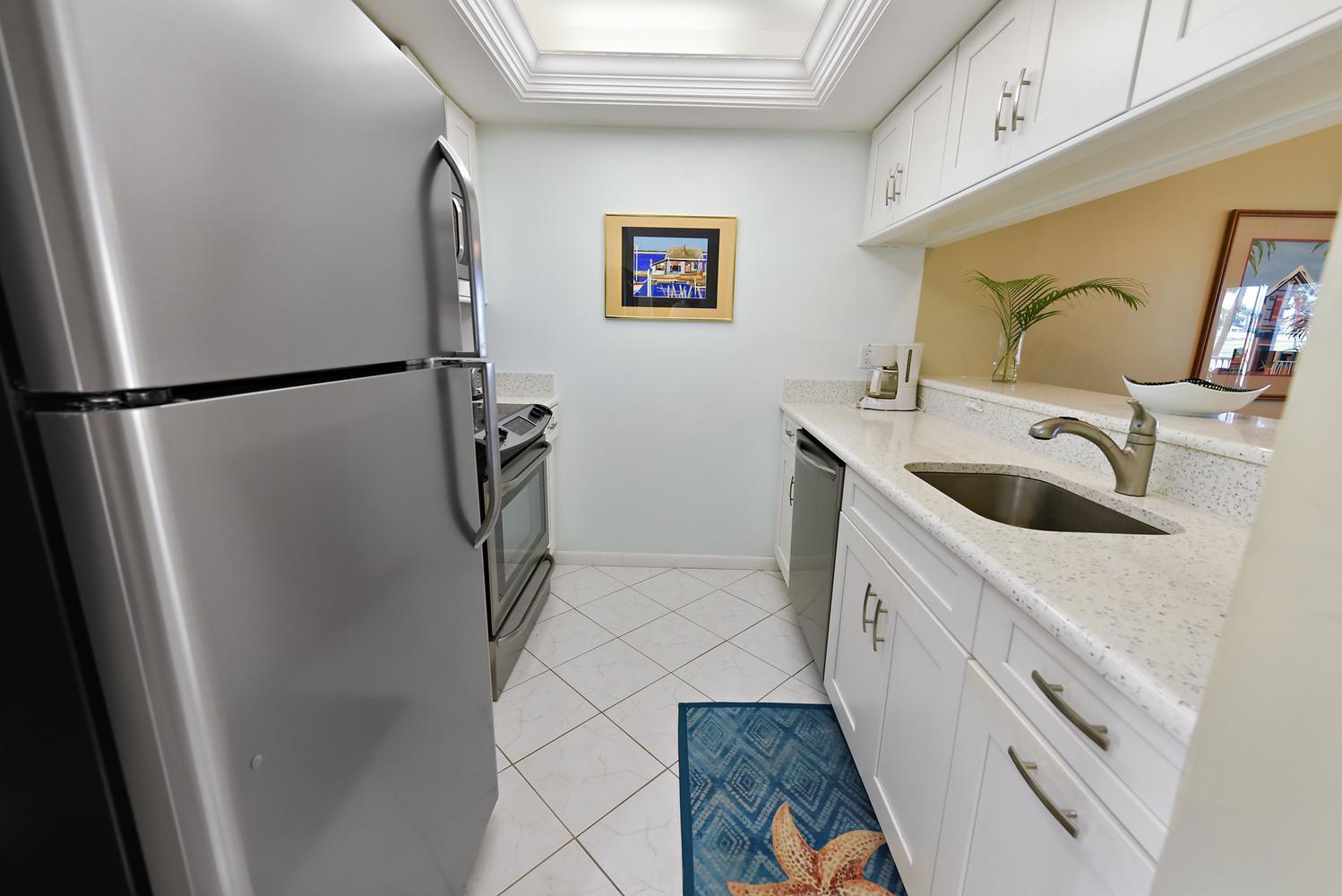 5811 NE GULFSTREAM Way 4002