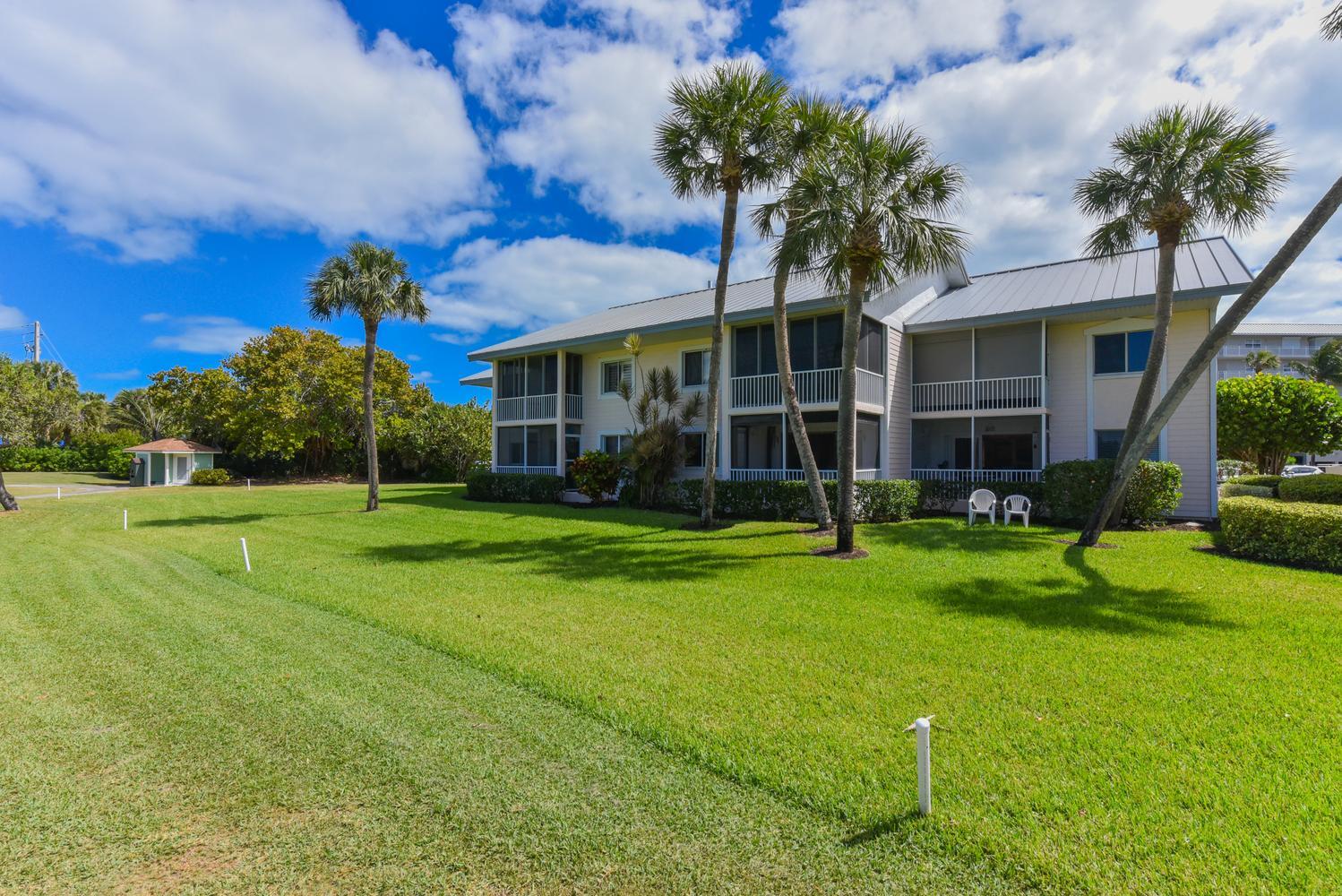 5811 NE GULFSTREAM Way 4002
