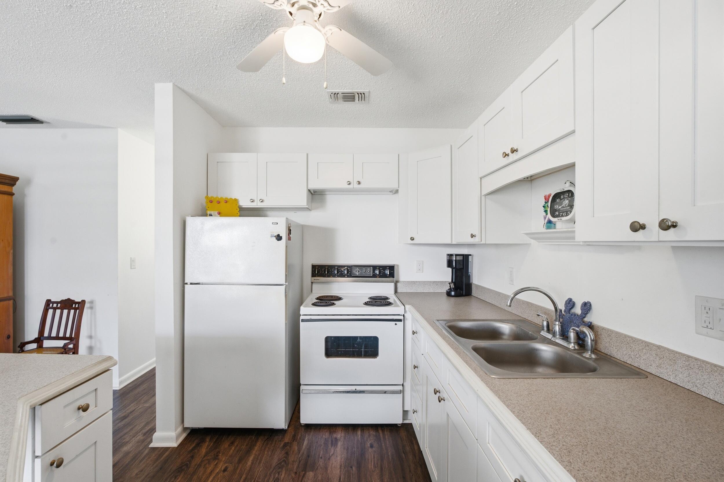 2929 SE OCEAN Boulevard K9