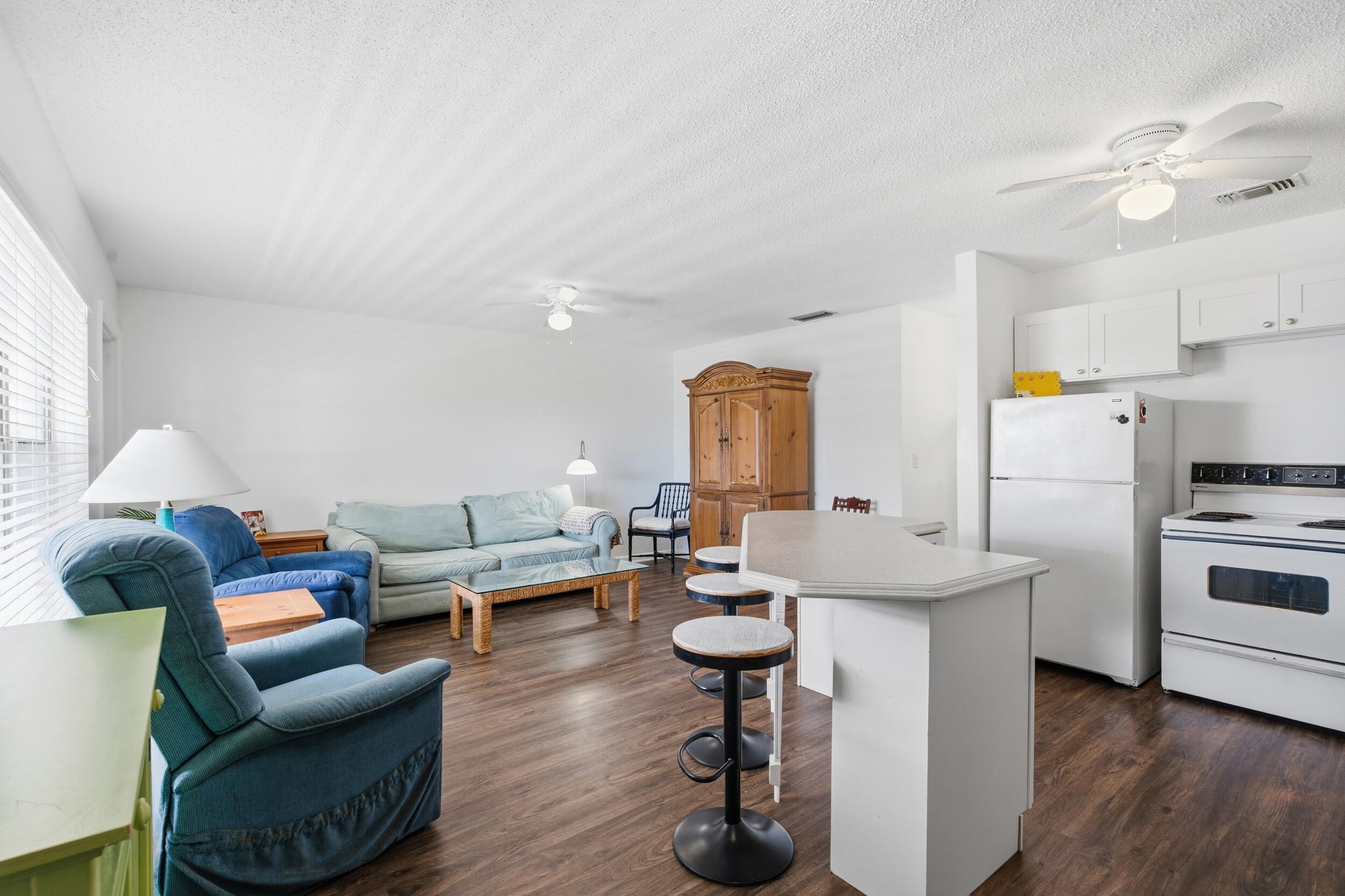 2929 SE OCEAN Boulevard K9