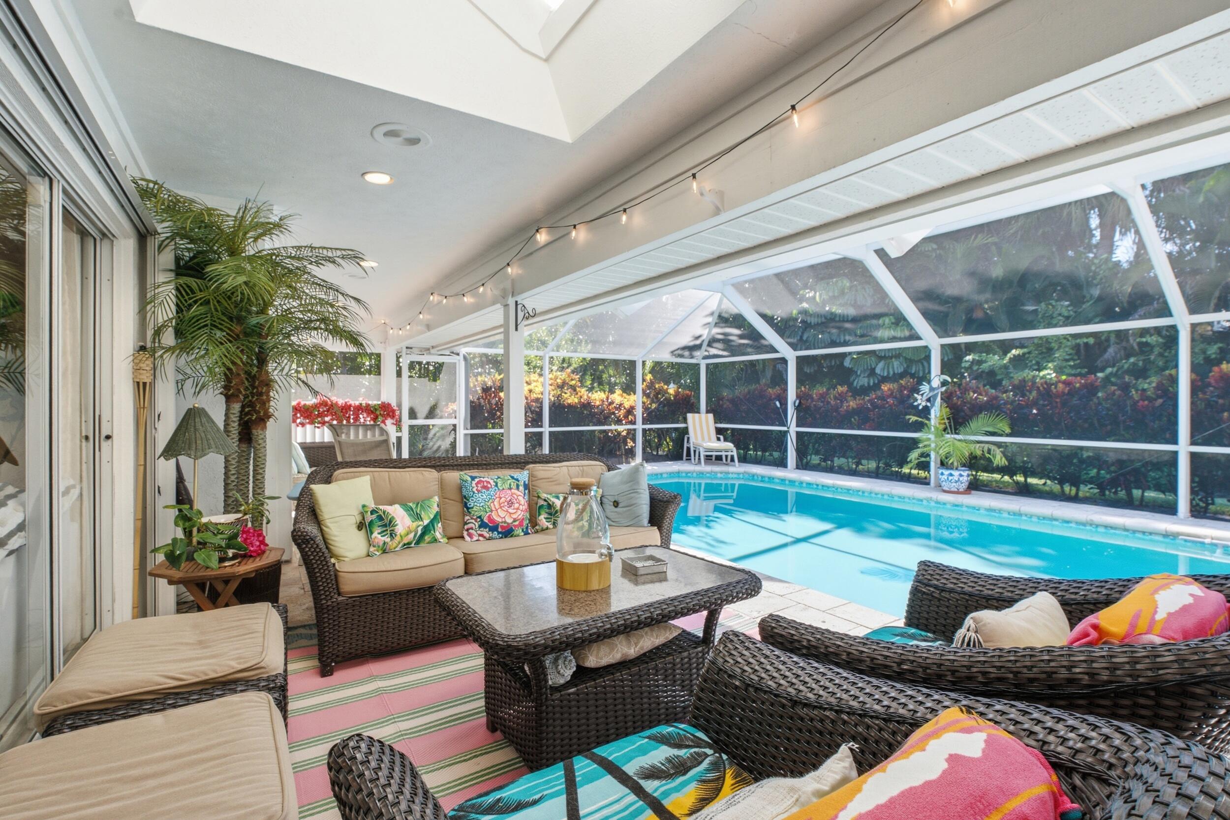 100 HILLCREST Drive