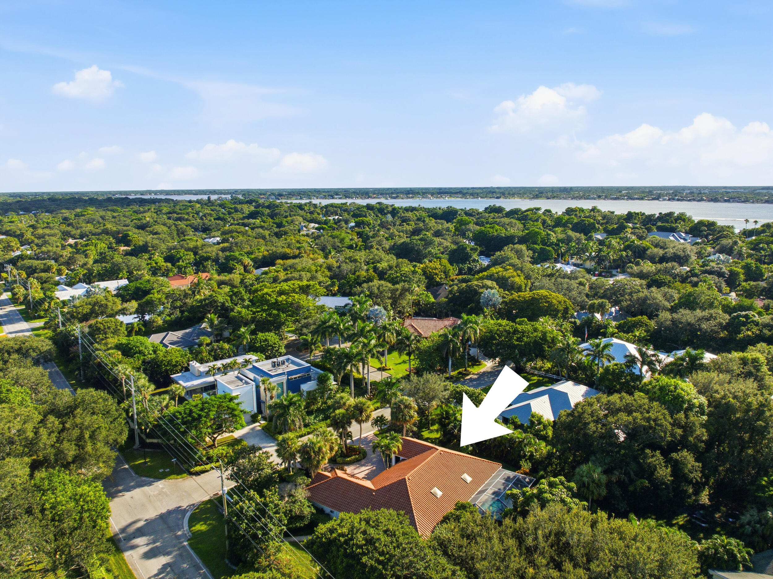 100 HILLCREST Drive