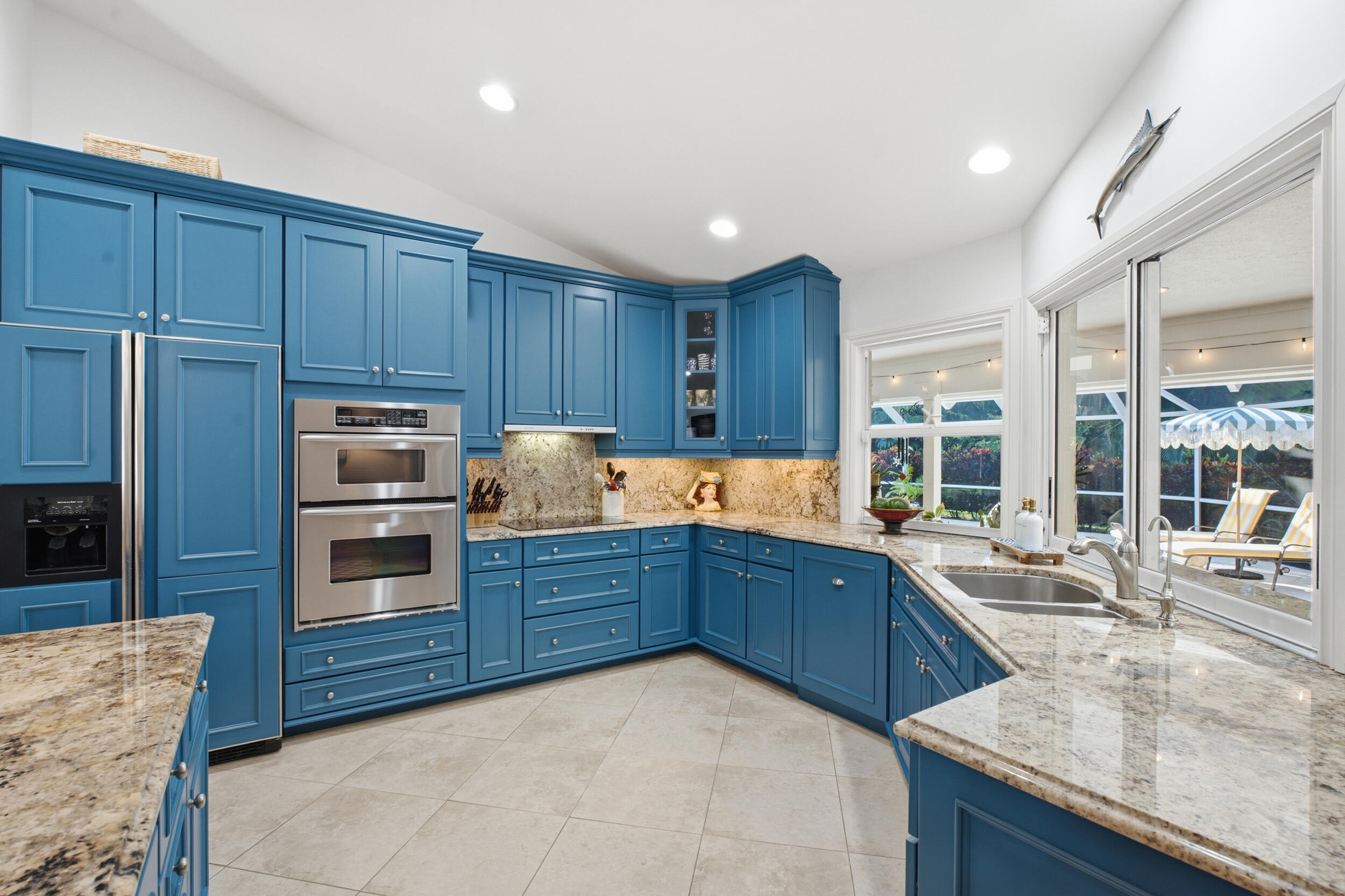 100 HILLCREST Drive