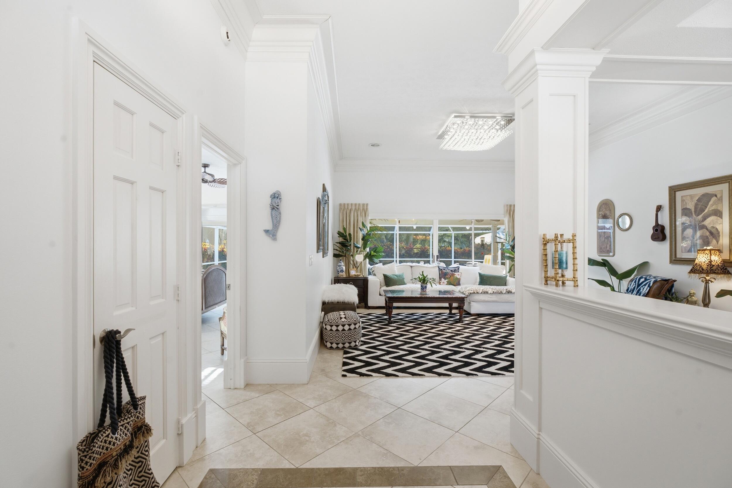 100 HILLCREST Drive