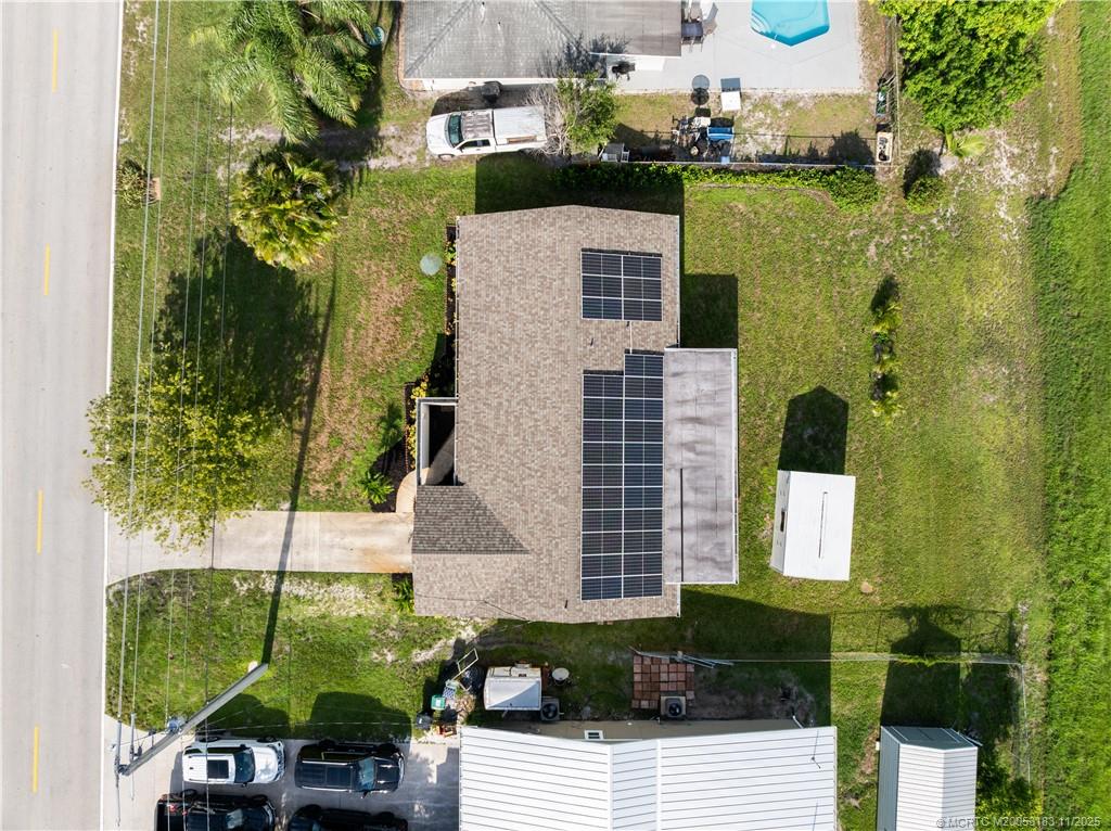 372 SE Oakridge Drive