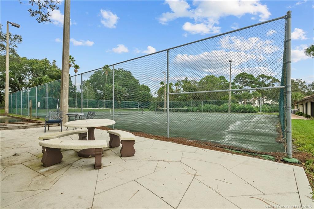 1544 SW Silver Pine Way 104F