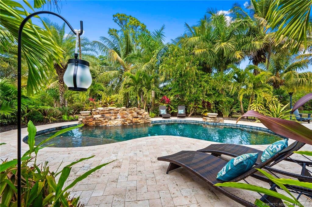 4330 SW Thistle Terrace