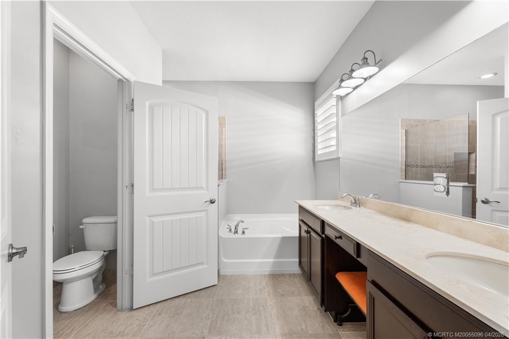 445 NW Sunflower Place