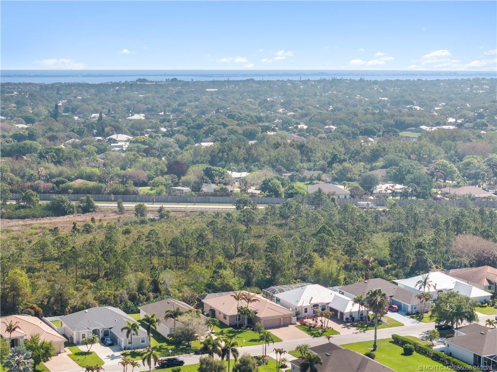 445 NW Sunflower Place