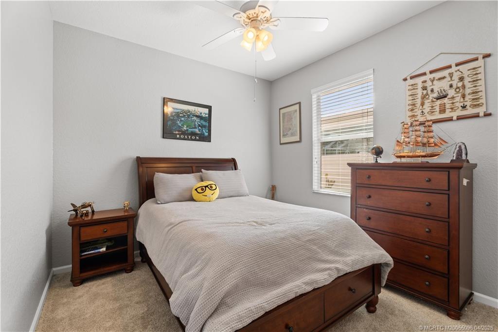 445 NW Sunflower Place