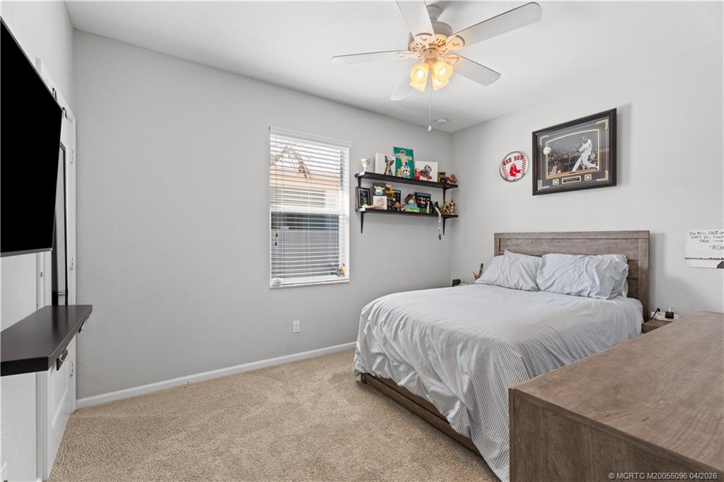 445 NW Sunflower Place