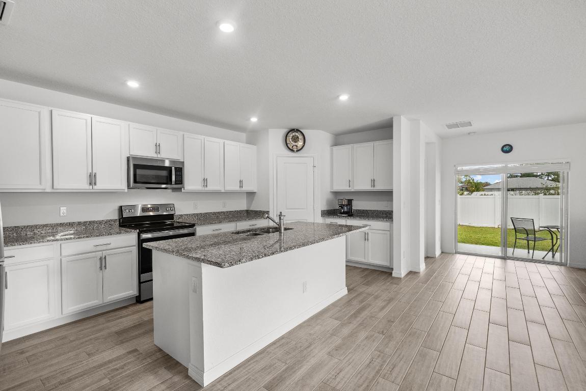 2431 SW Brescia Street