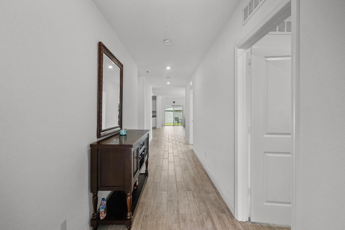 2431 SW Brescia Street