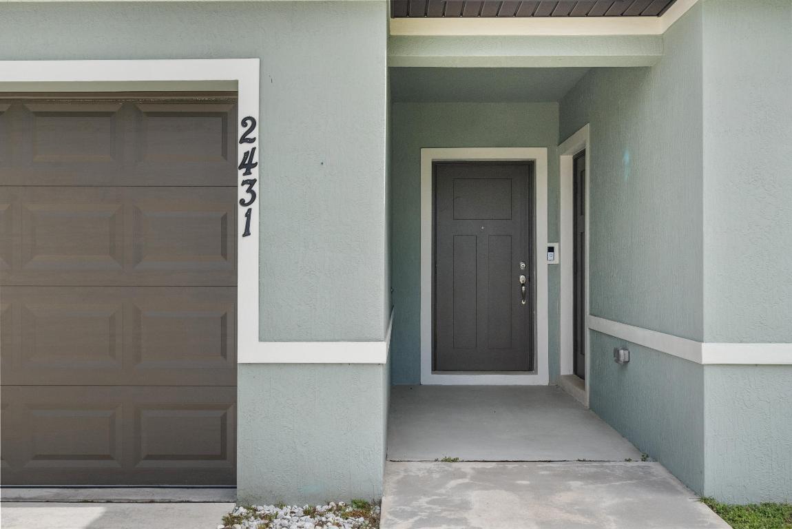 2431 SW Brescia Street