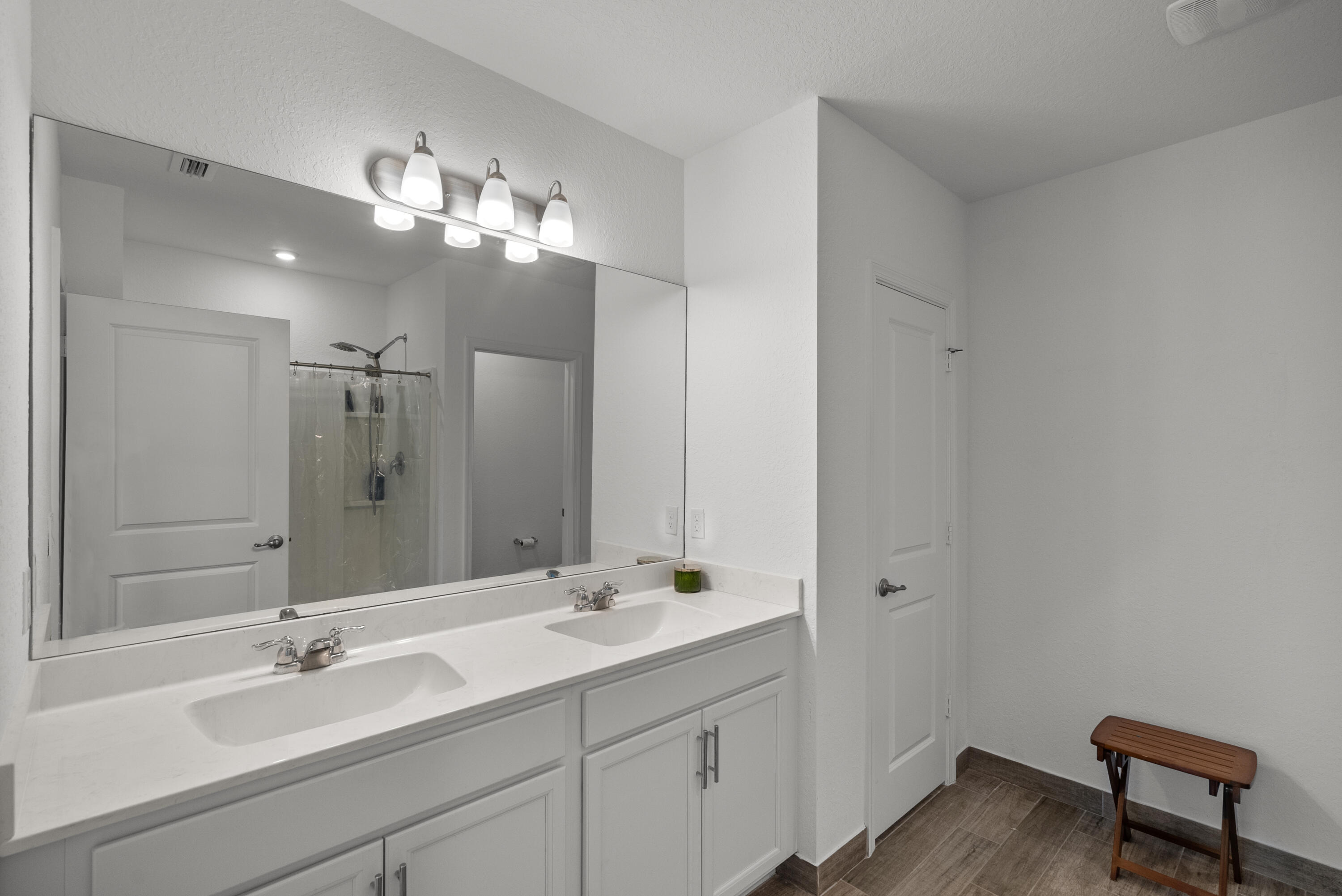 2431 SW Brescia Street