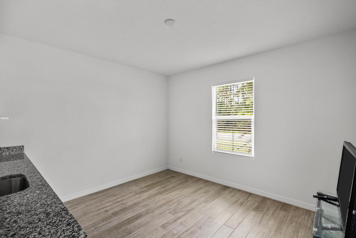 2431 SW Brescia Street