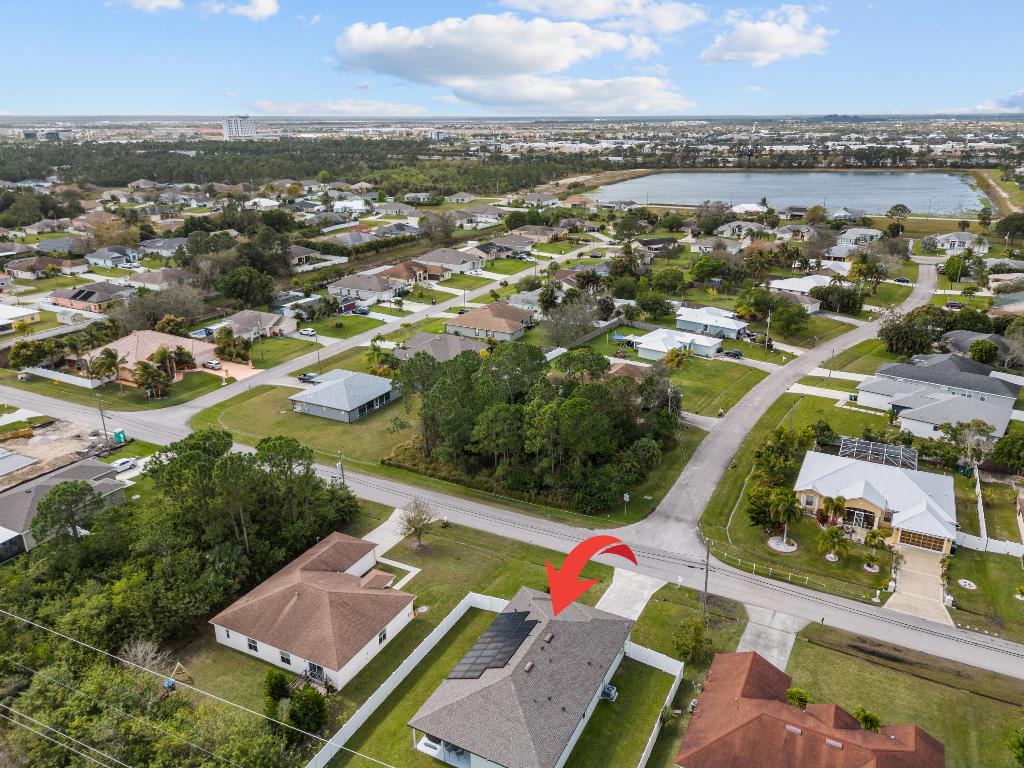 2431 SW Brescia Street