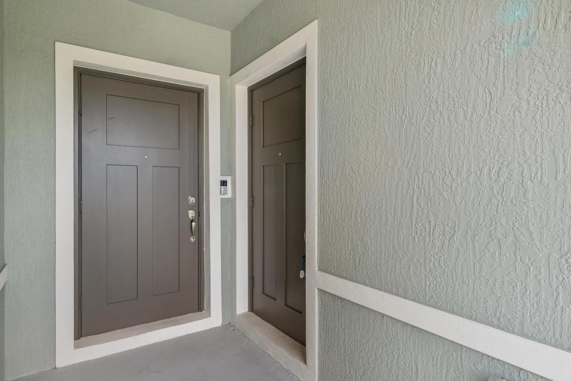 2431 SW Brescia Street