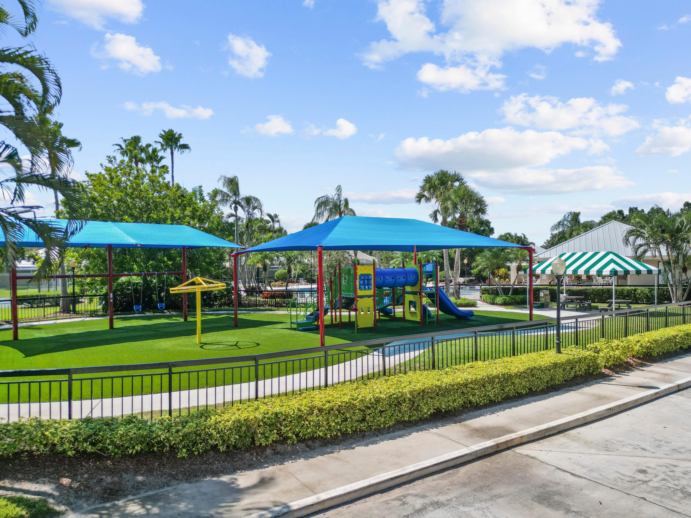 1599 SW Springfield Court