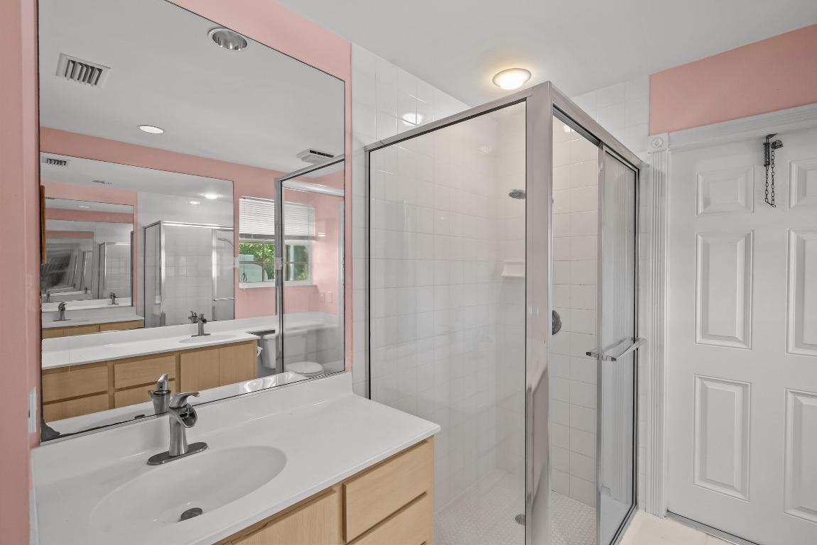 1599 SW Springfield Court