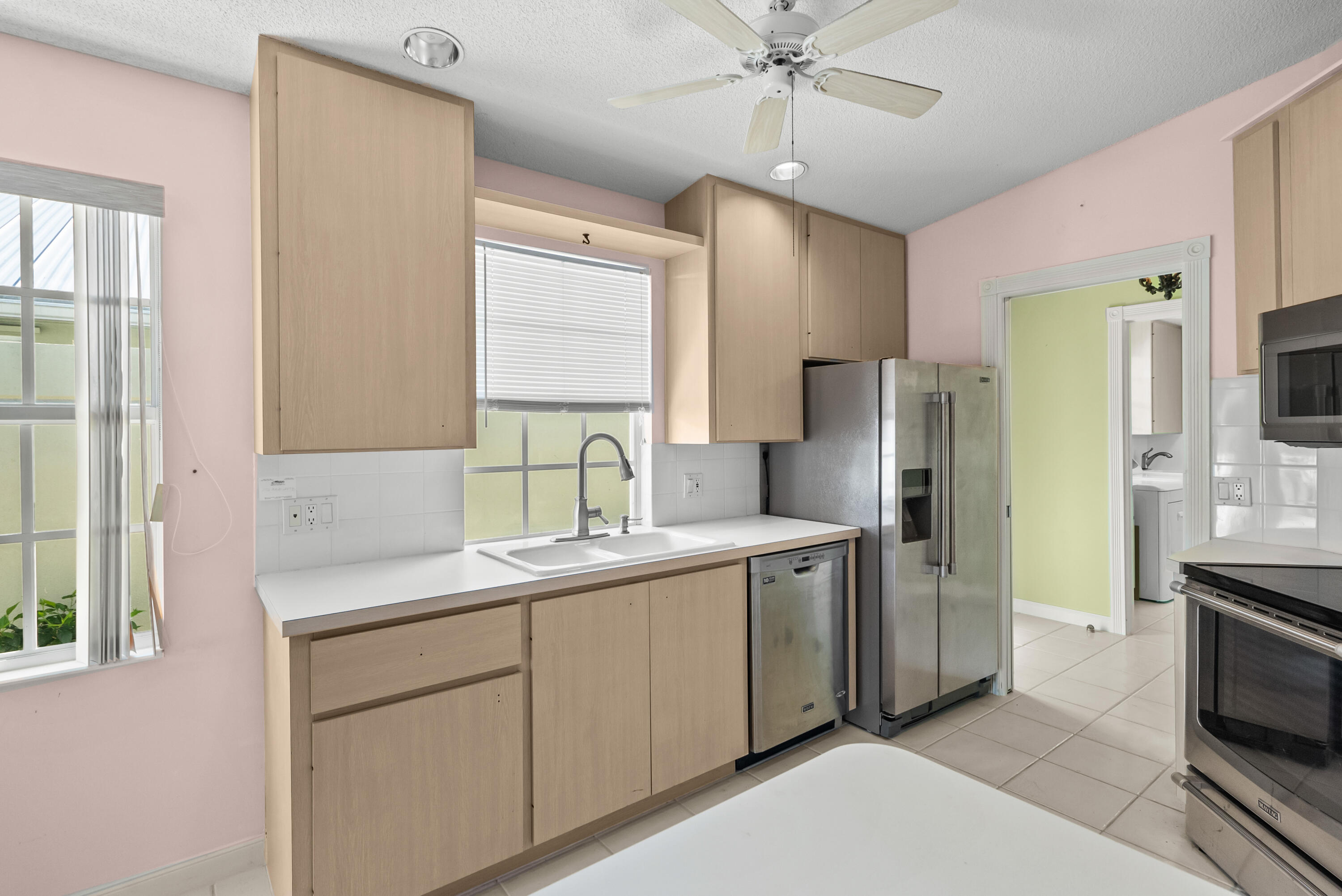 1599 SW Springfield Court