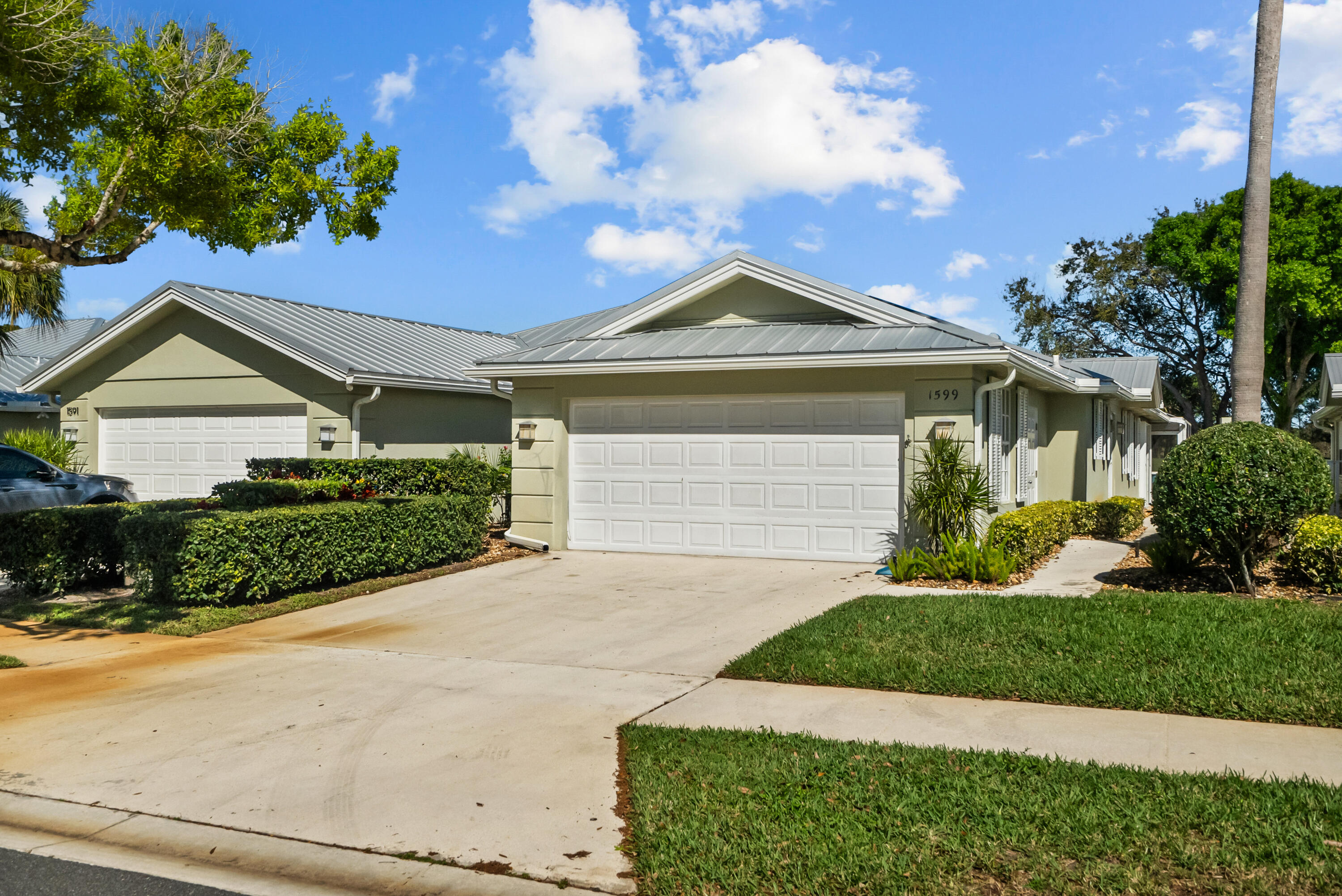 1599 SW Springfield Court