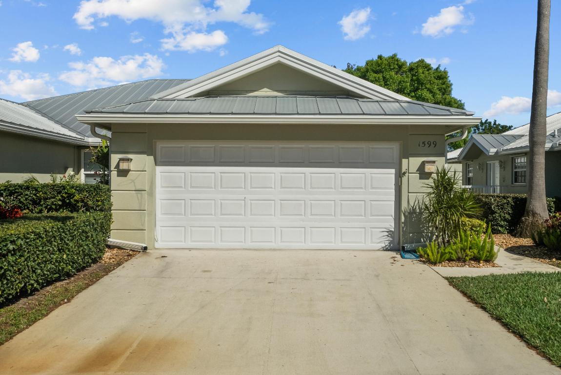 1599 SW Springfield Court